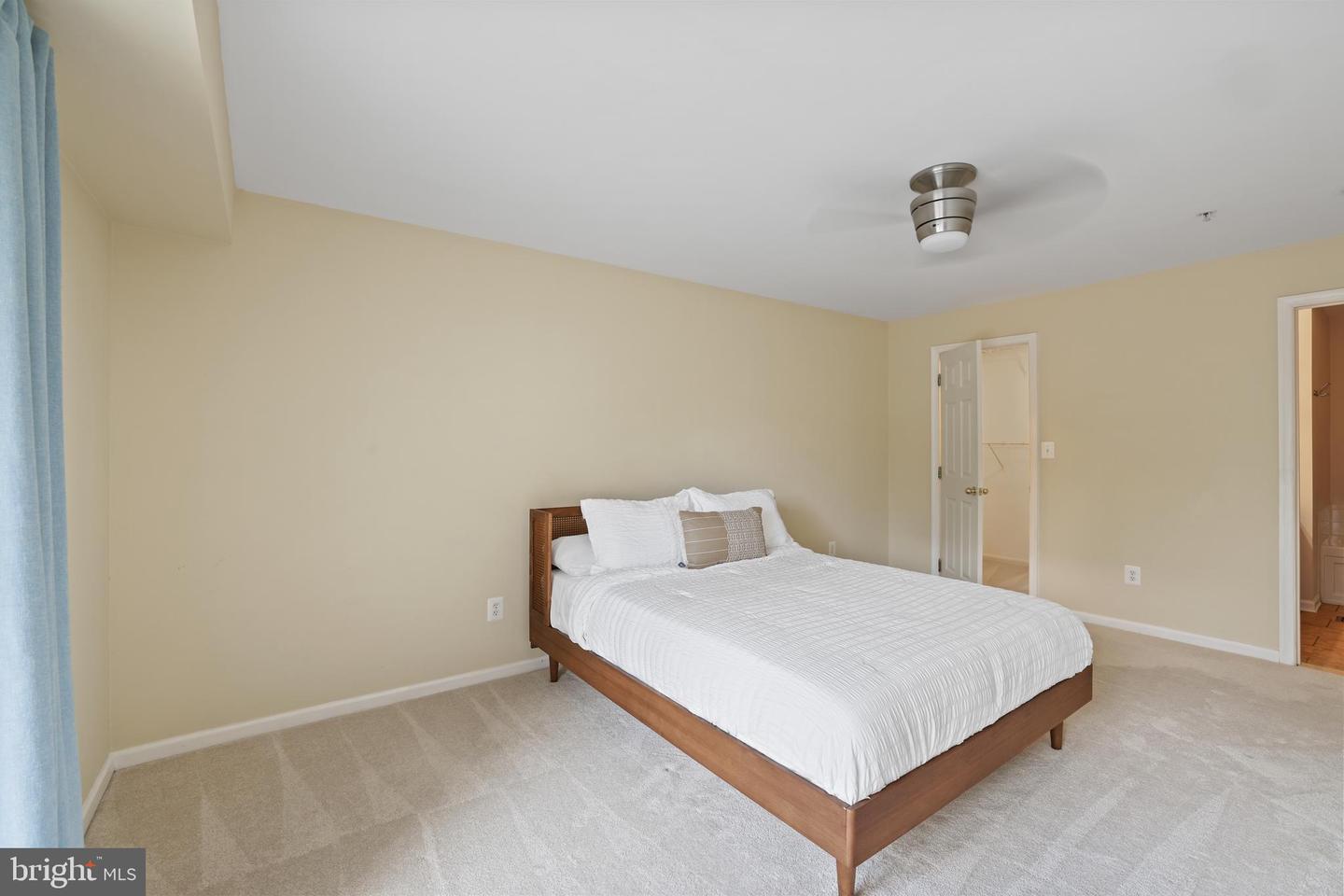 42290 TERRAZZO TERRACE