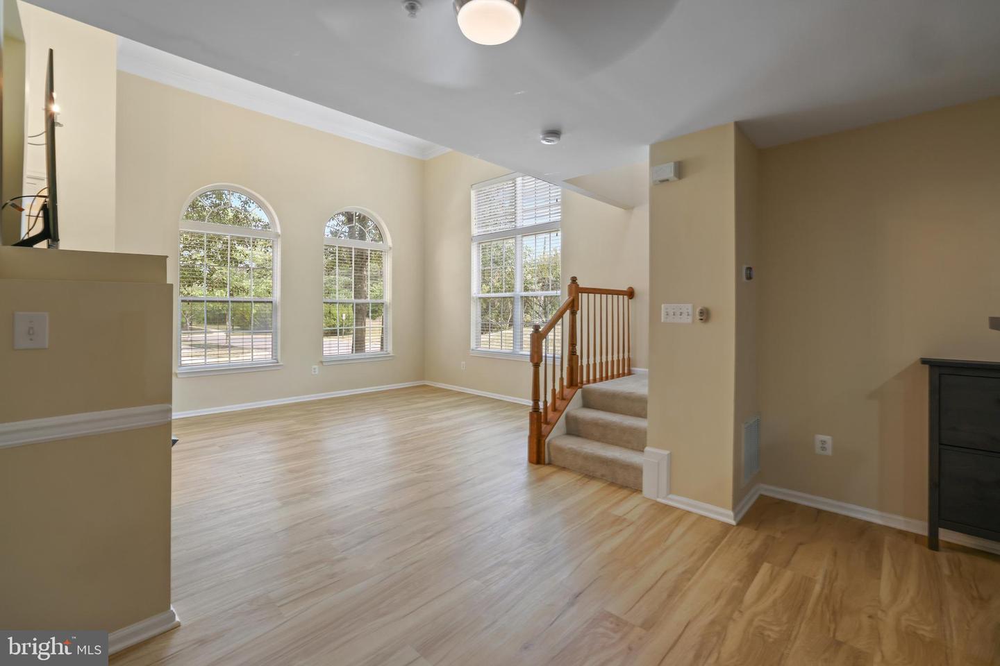 42290 TERRAZZO TERRACE