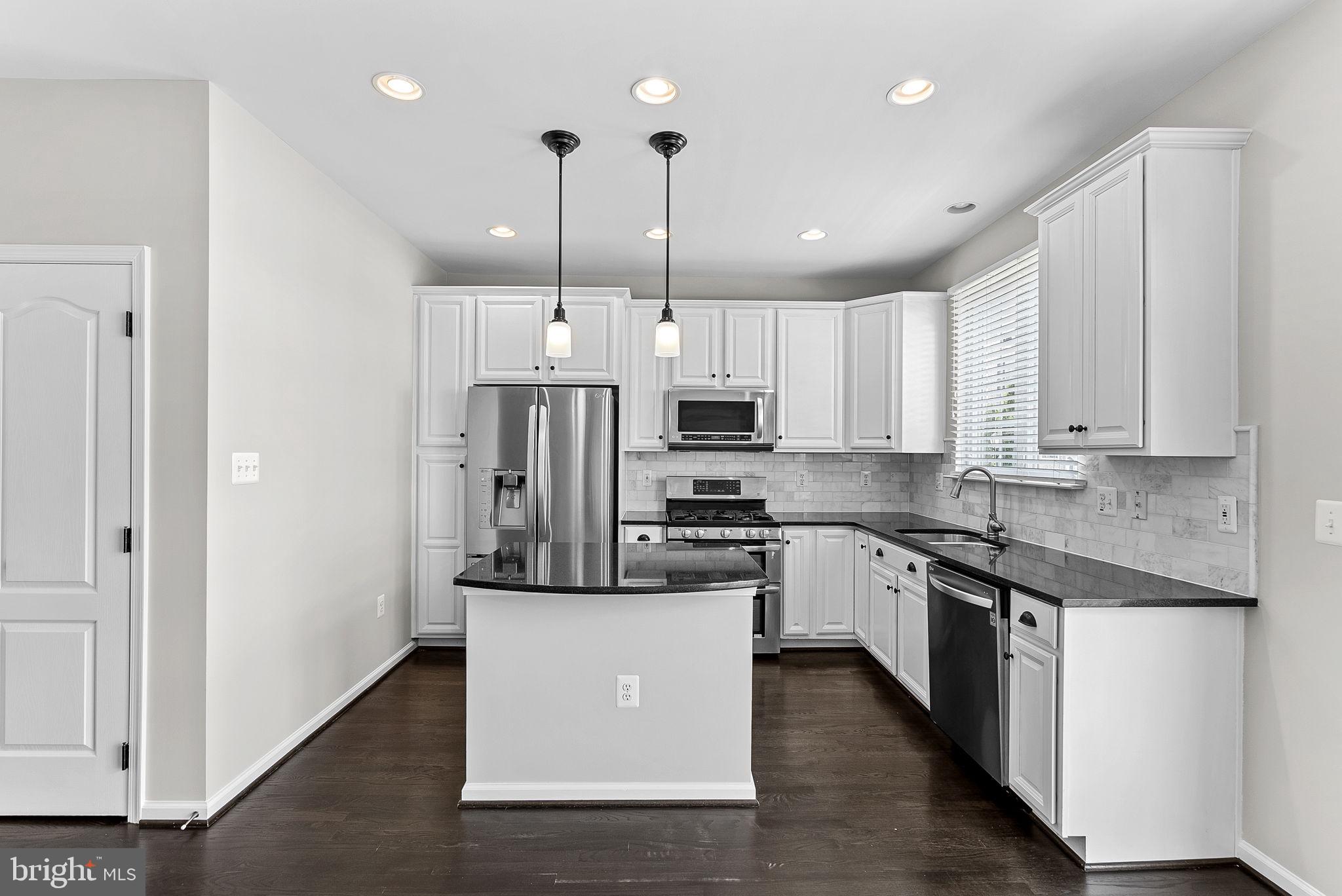 22990 FOX FIRE TERRACE
