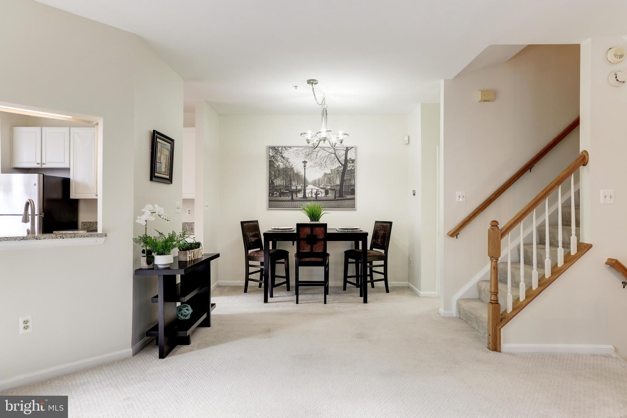 20432 Cool Fern SQUARE