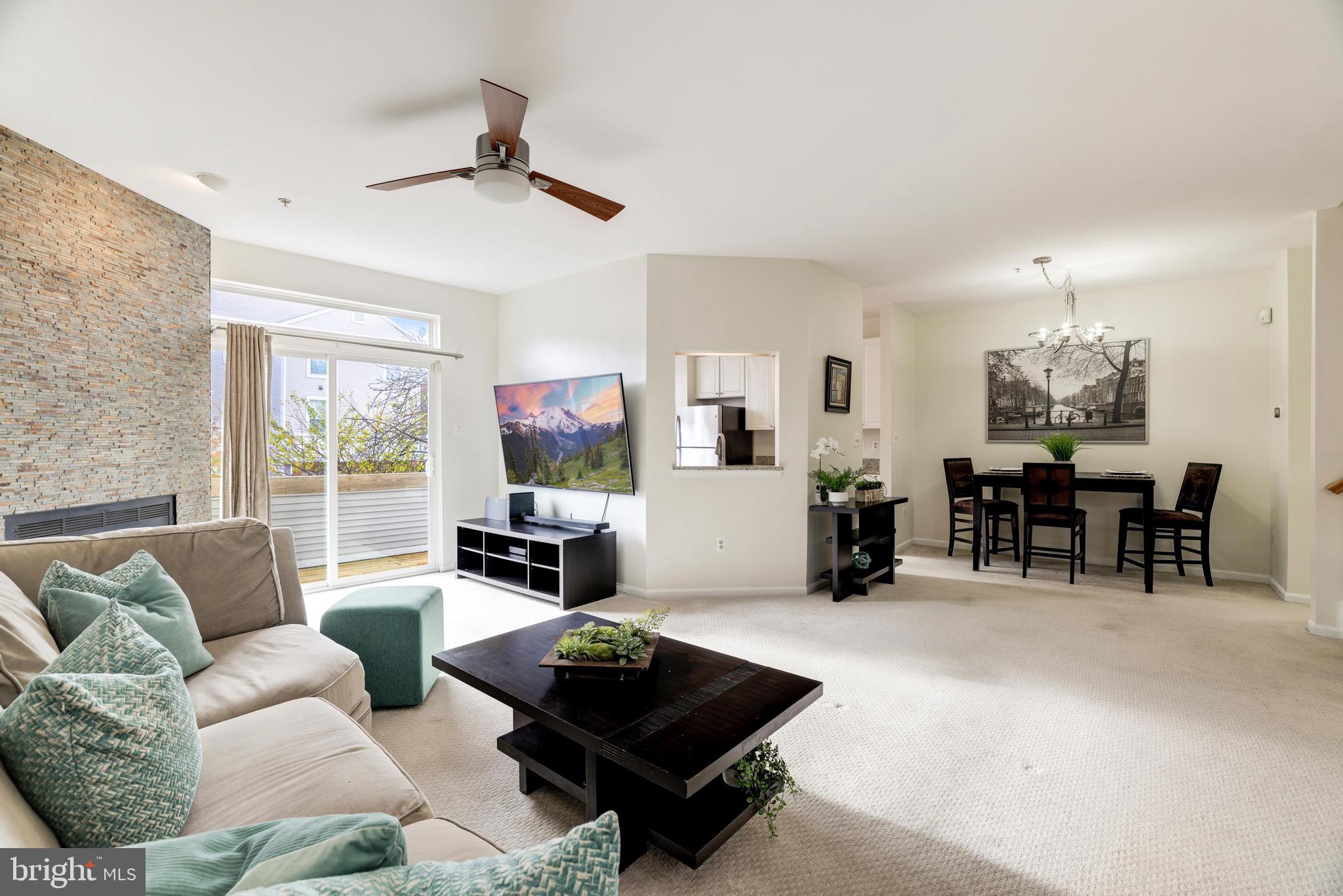 20432 Cool Fern SQUARE