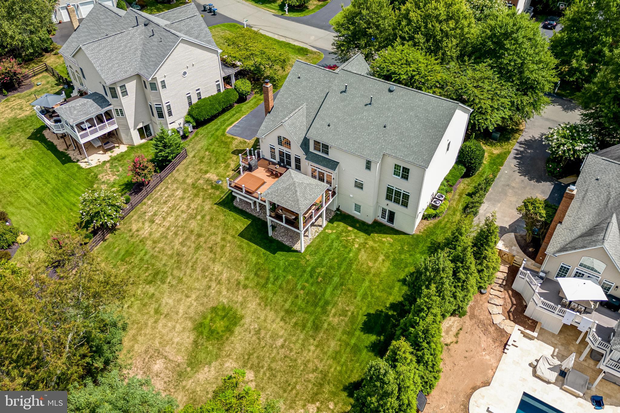 24164 SPRING MEADOW CIRCLE