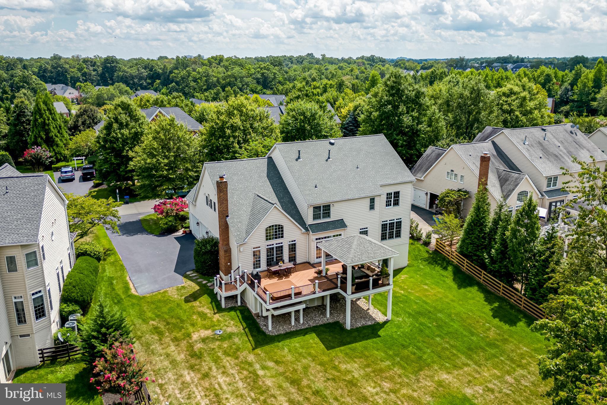 24164 SPRING MEADOW CIRCLE