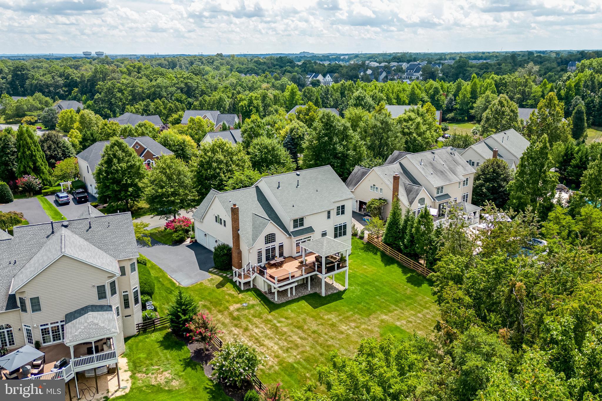 24164 SPRING MEADOW CIRCLE