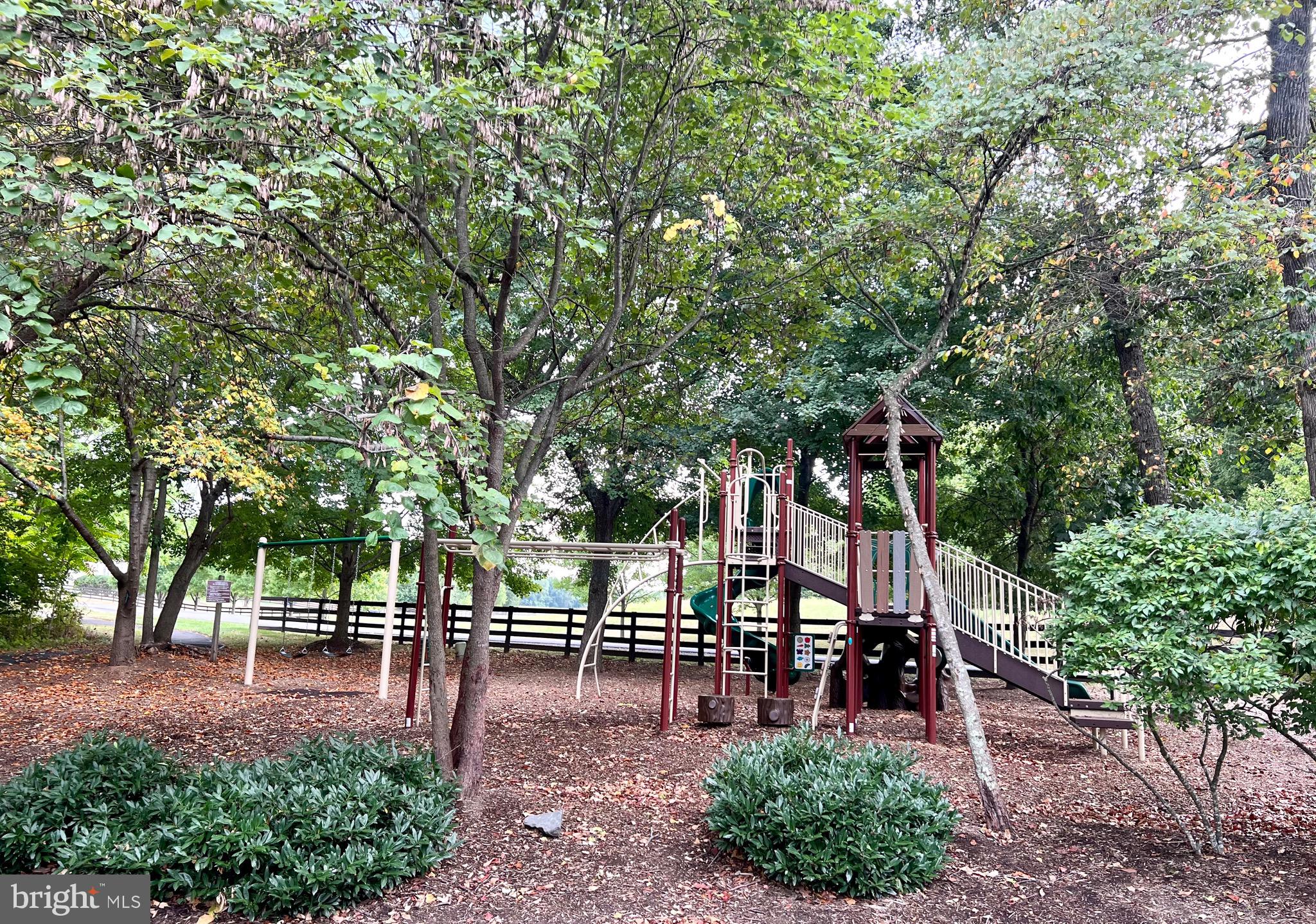 24164 SPRING MEADOW CIRCLE