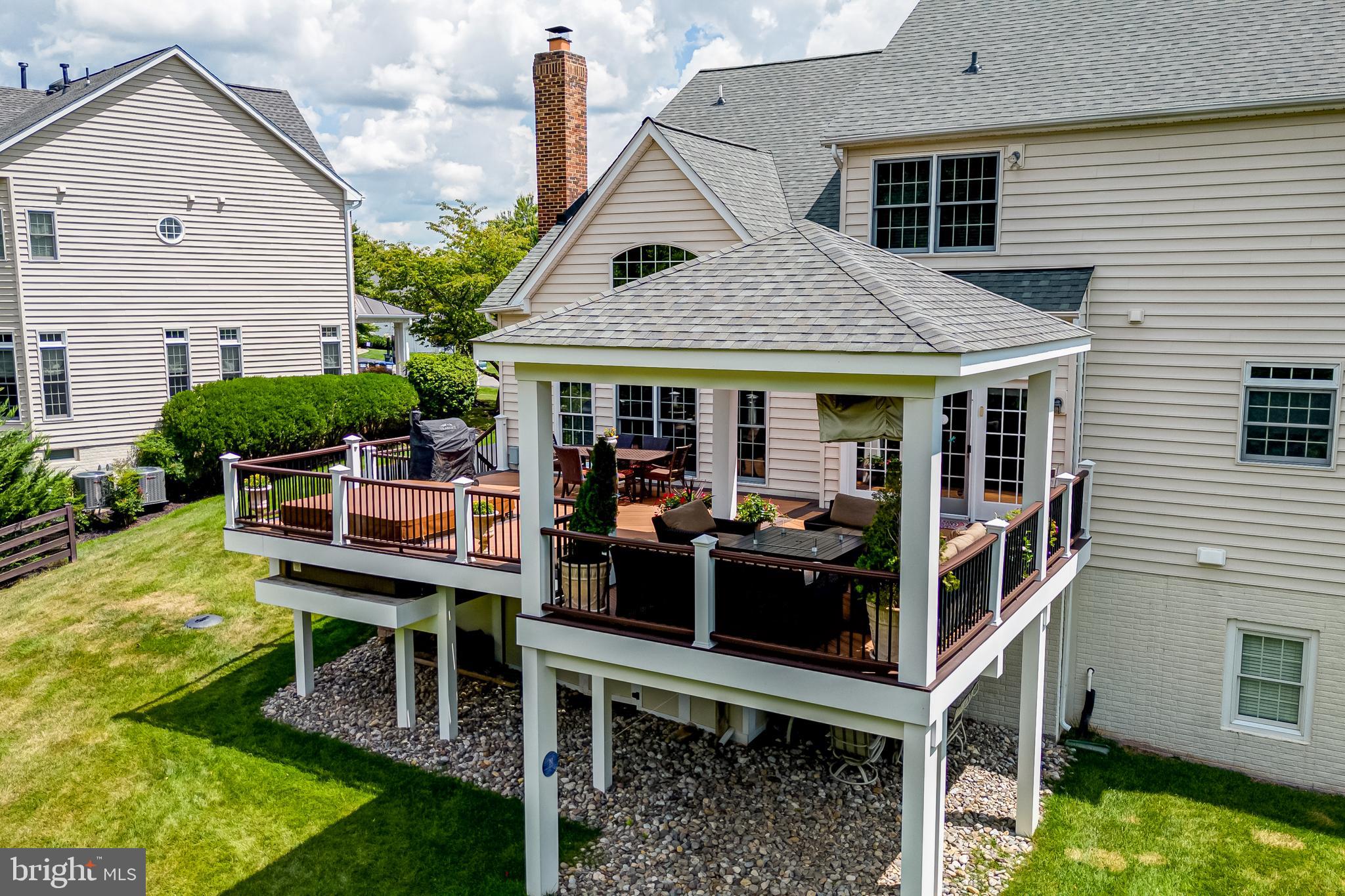 24164 SPRING MEADOW CIRCLE
