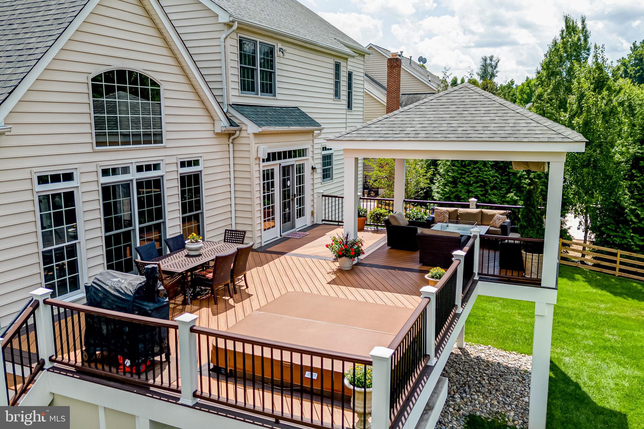 24164 SPRING MEADOW CIRCLE