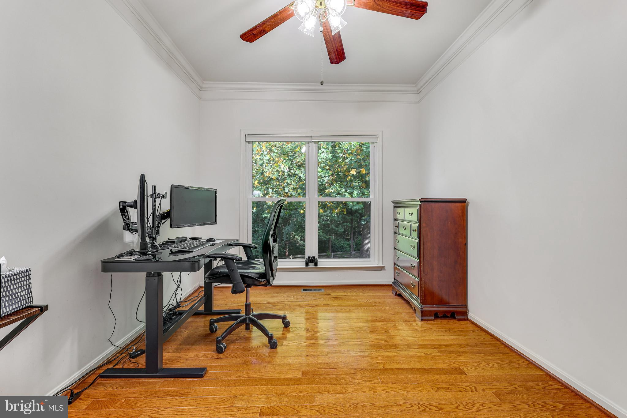 237 E SKYLINE DRIVE