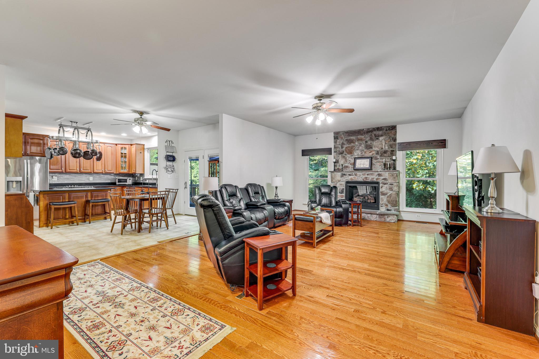 237 E SKYLINE DRIVE