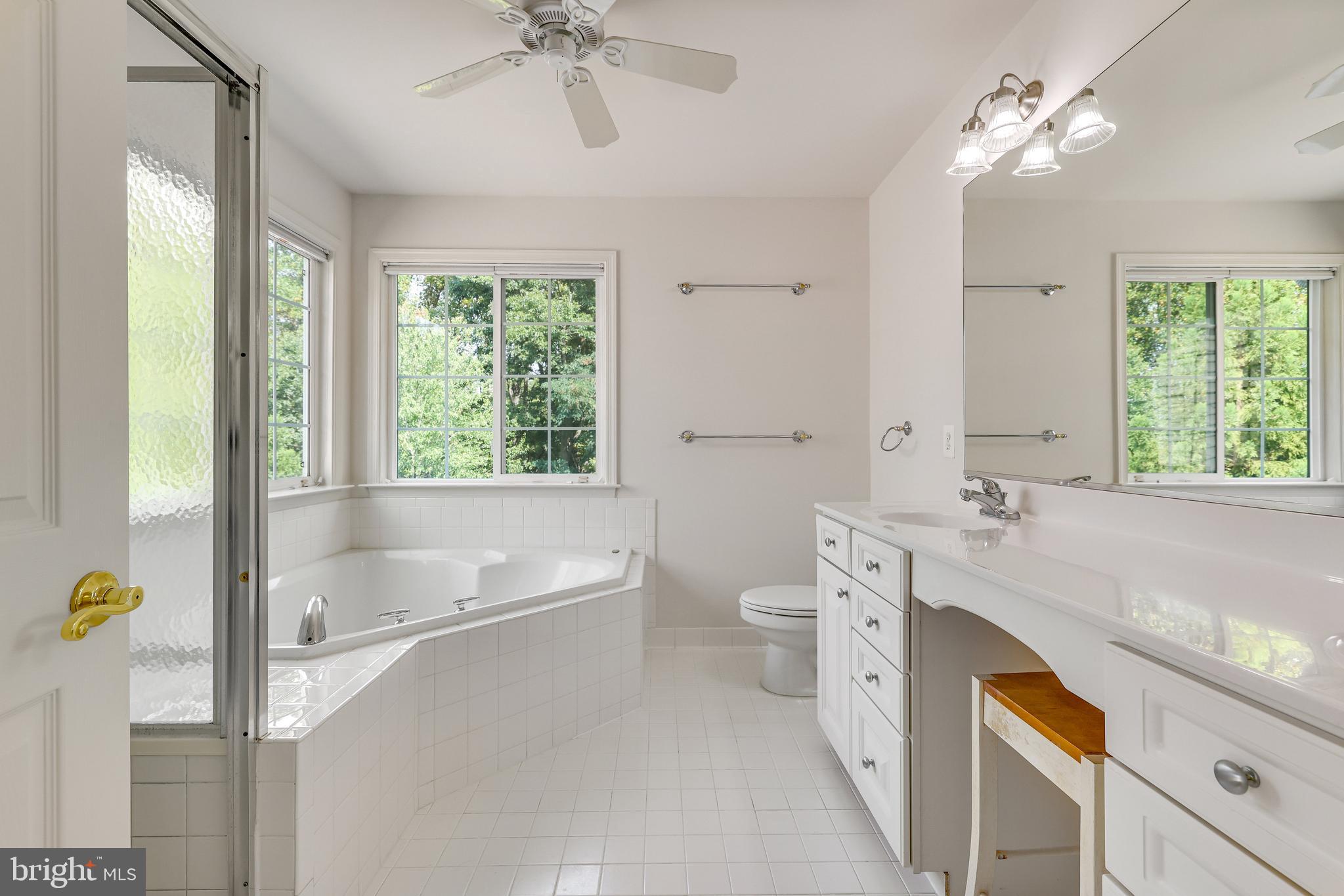 237 E SKYLINE DRIVE