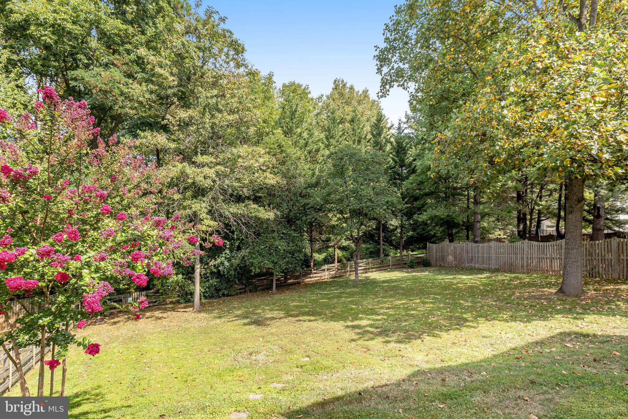 237 E SKYLINE DRIVE