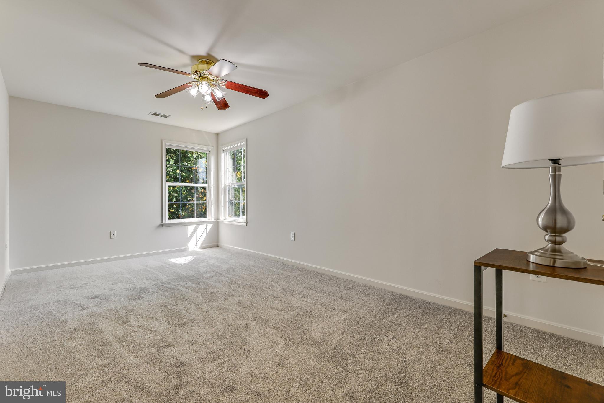 237 E SKYLINE DRIVE