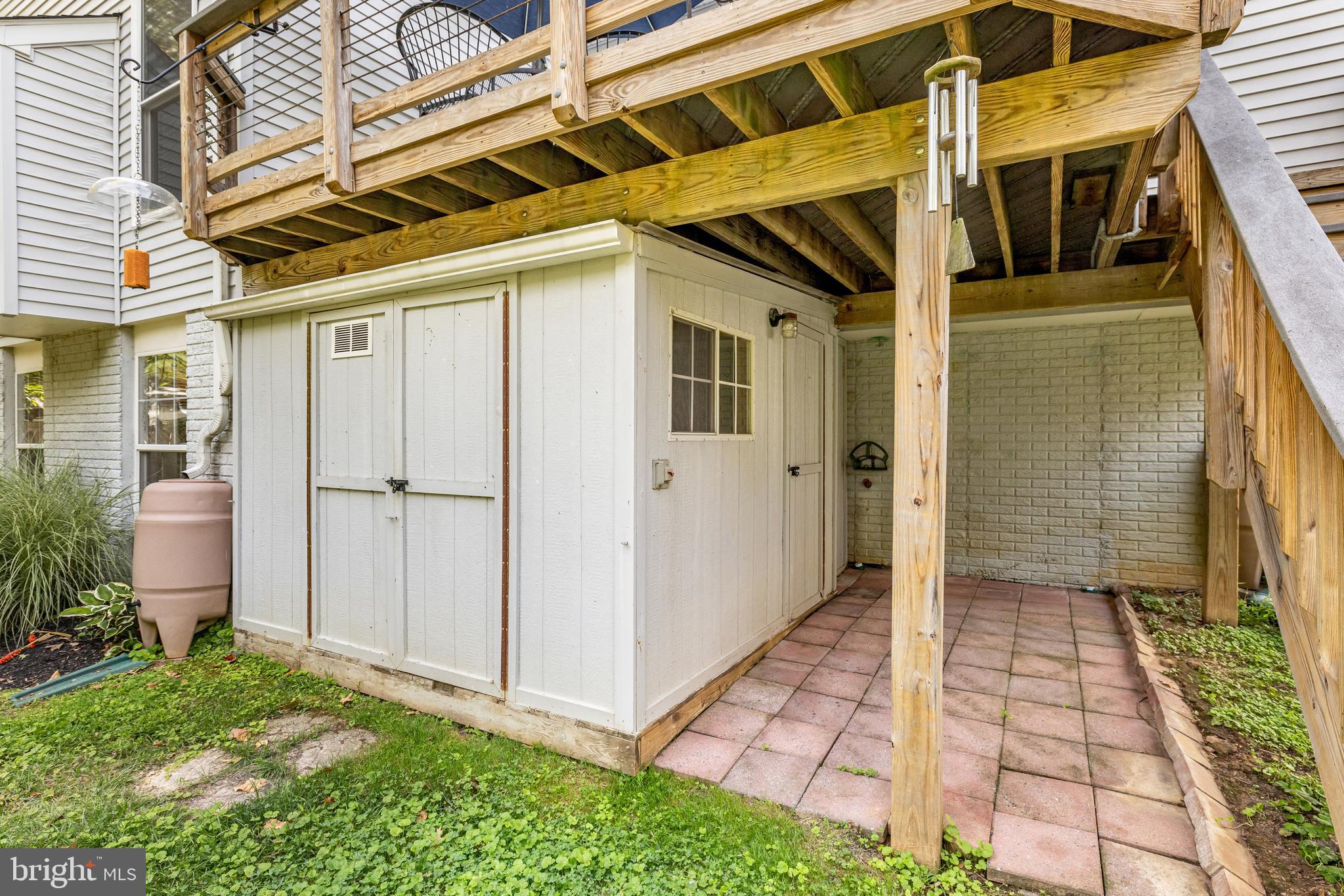 237 E SKYLINE DRIVE