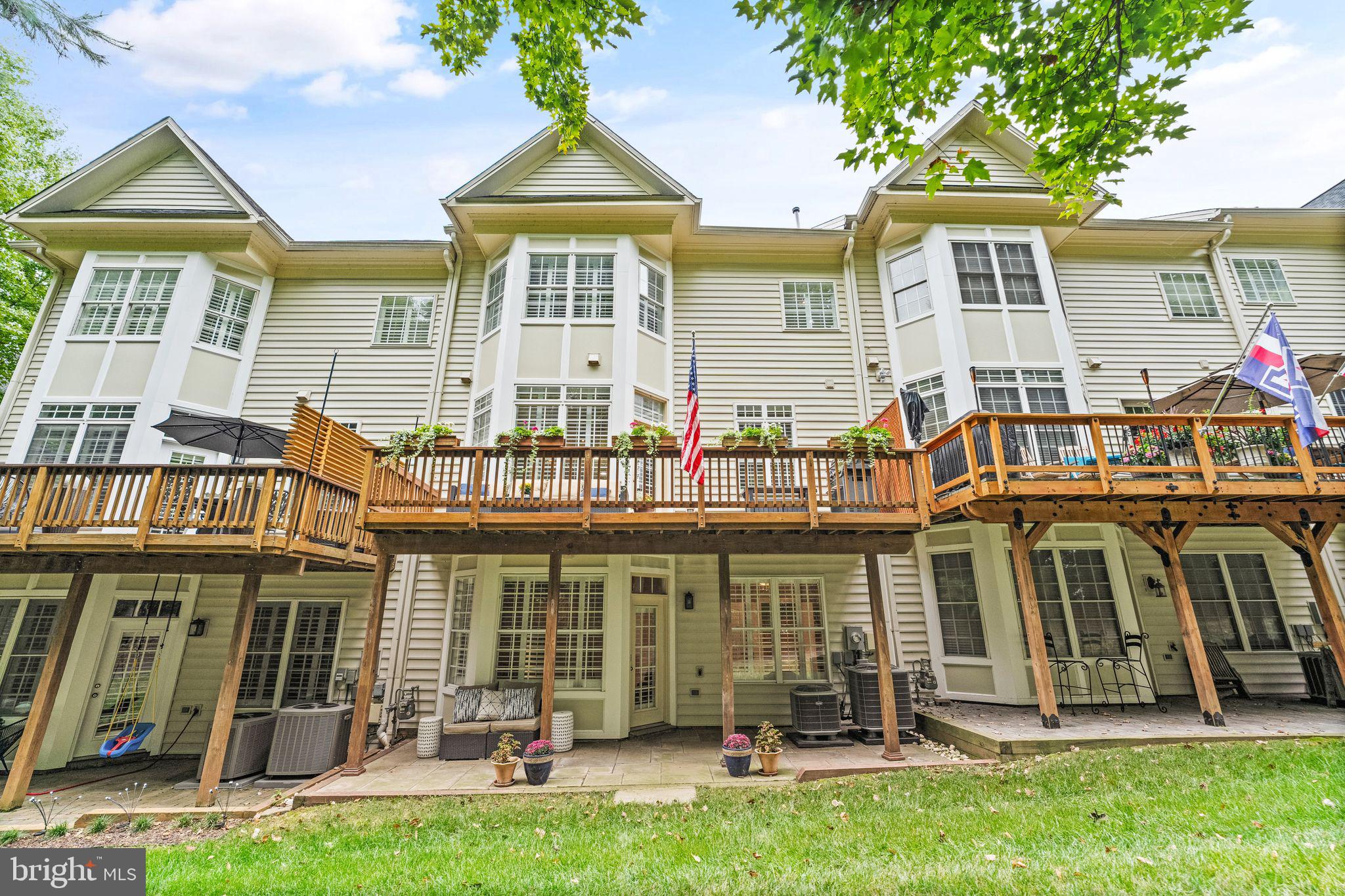 47800 SCOTSBOROUGH SQUARE