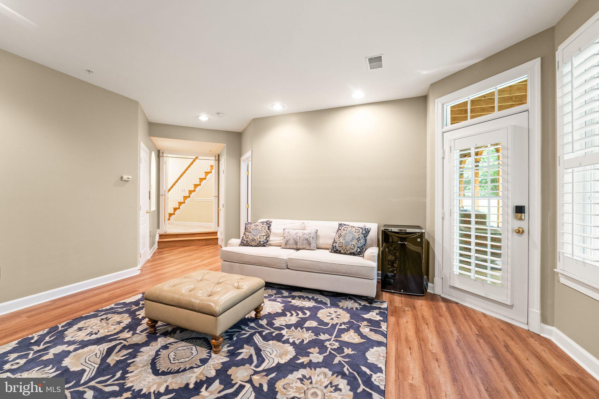 47800 SCOTSBOROUGH SQUARE
