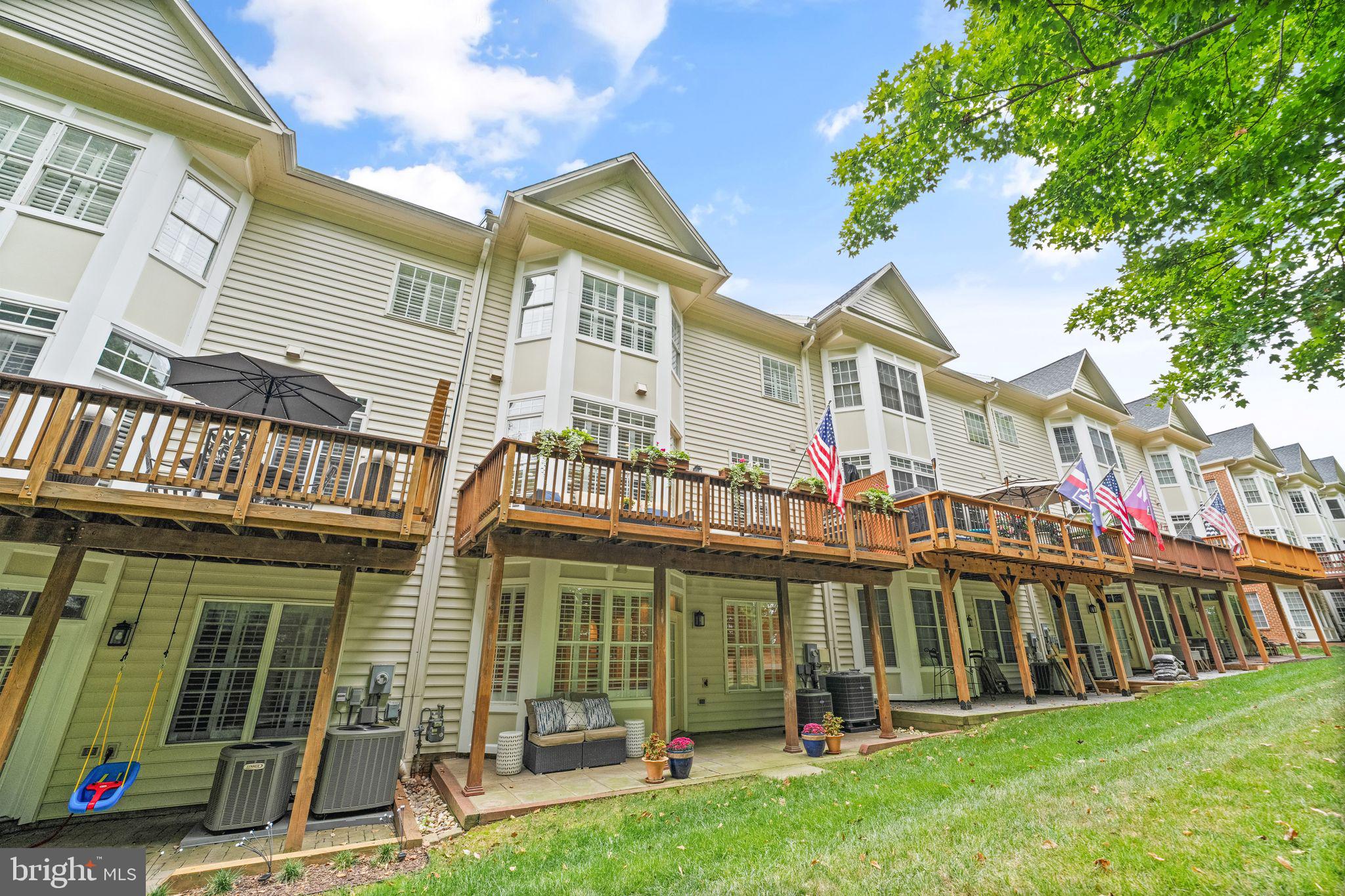 47800 SCOTSBOROUGH SQUARE