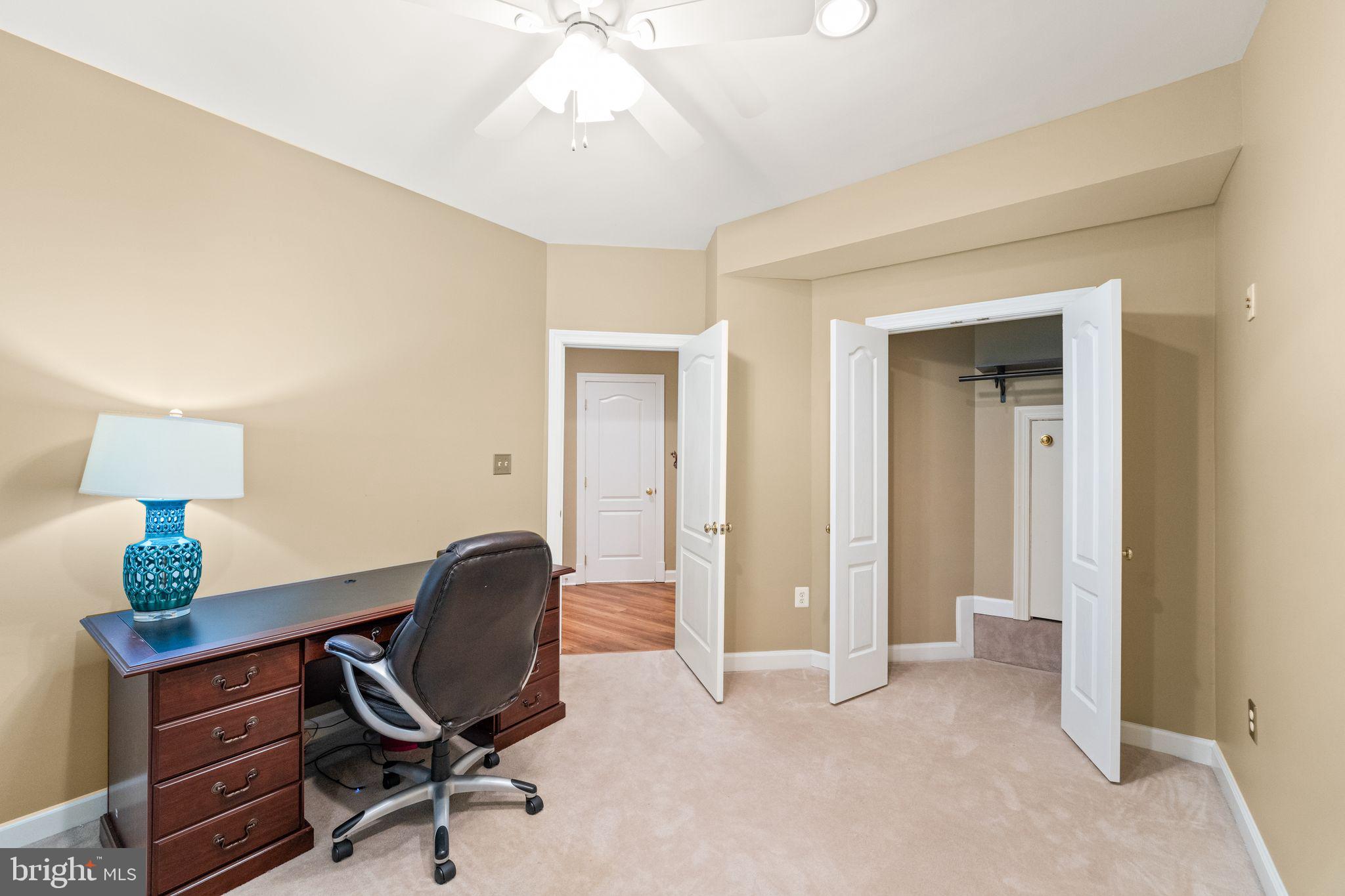 47800 SCOTSBOROUGH SQUARE