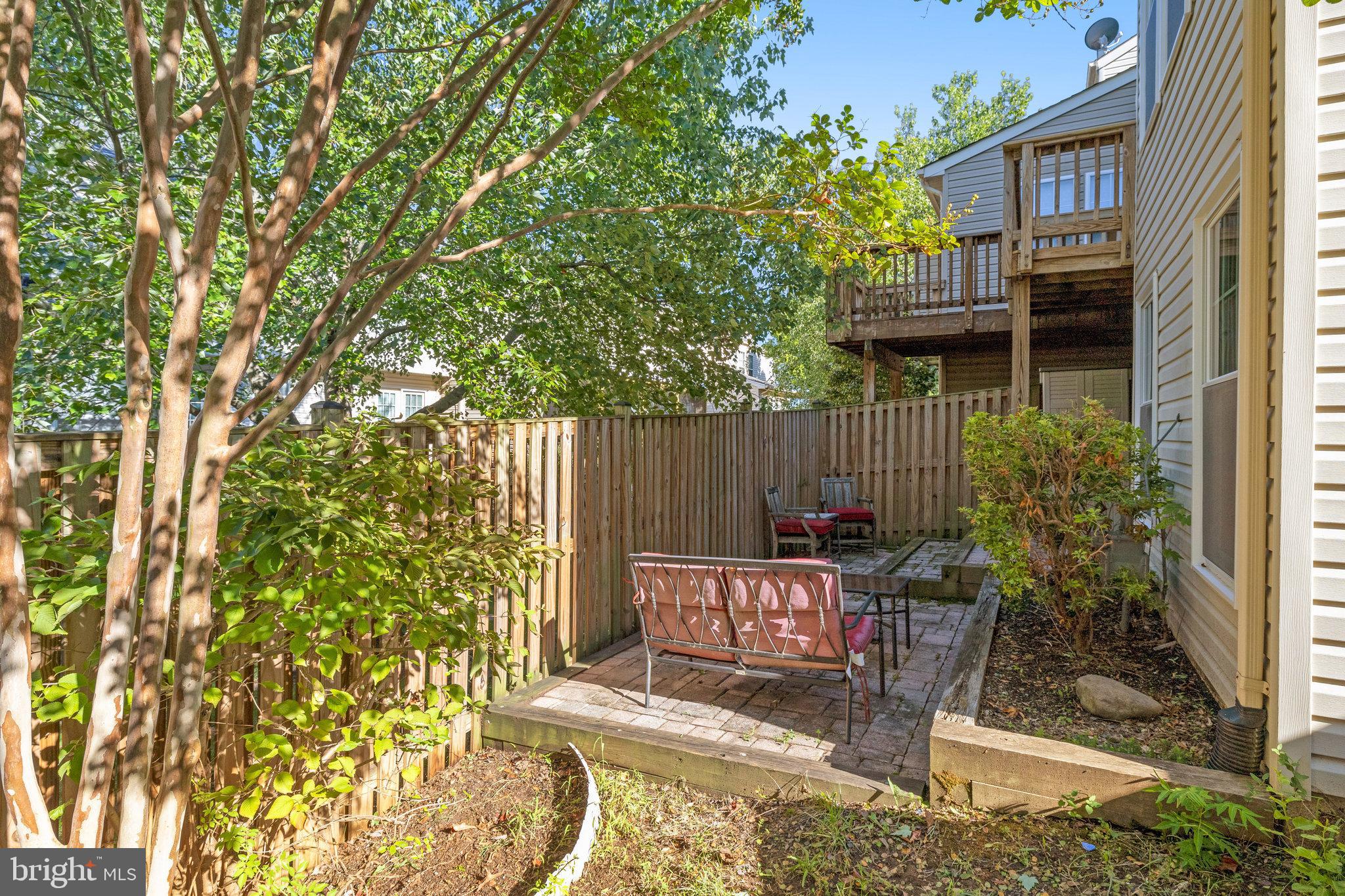 19942 UPLAND TERRACE