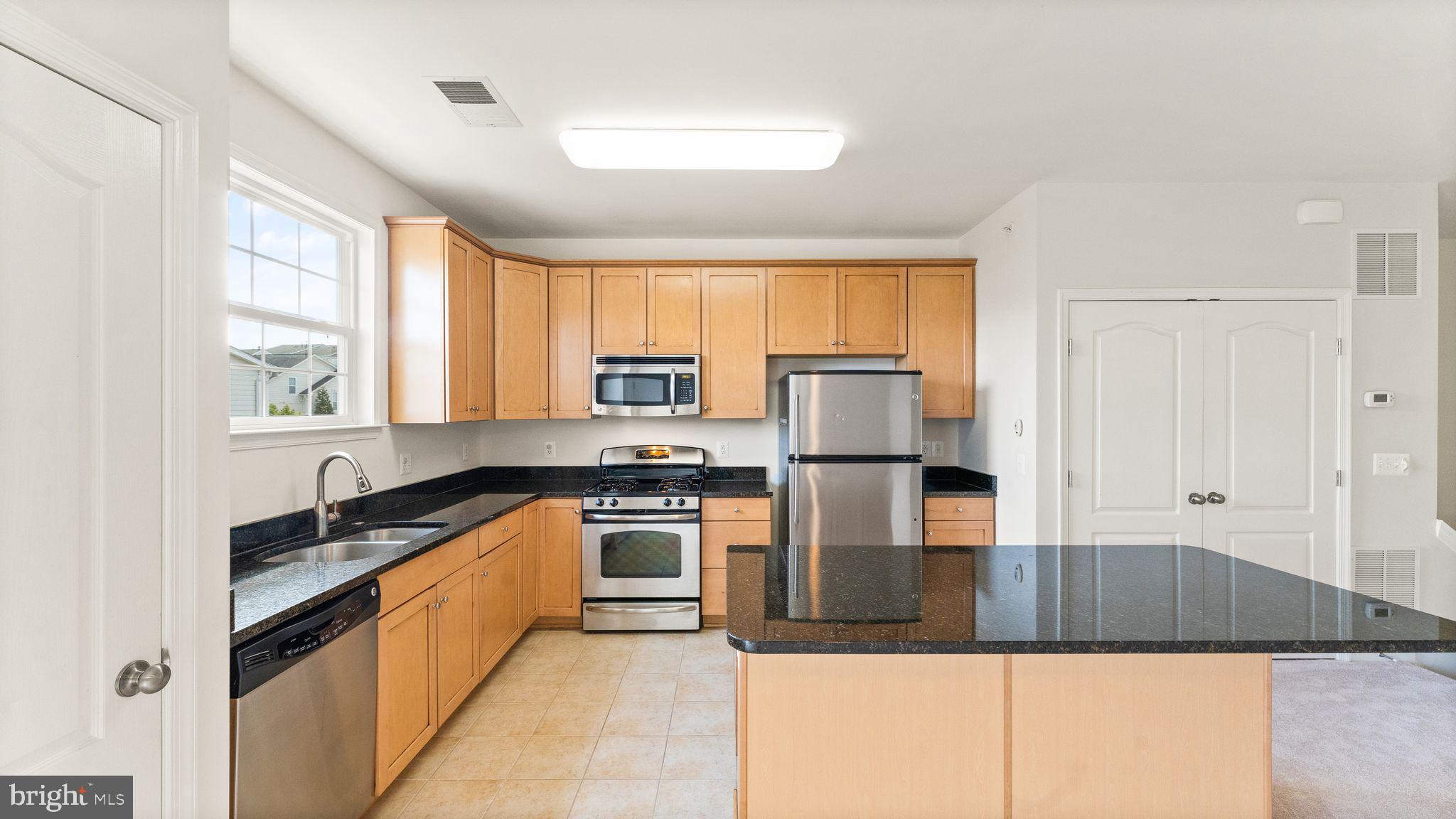 19458 PROMENADE DRIVE