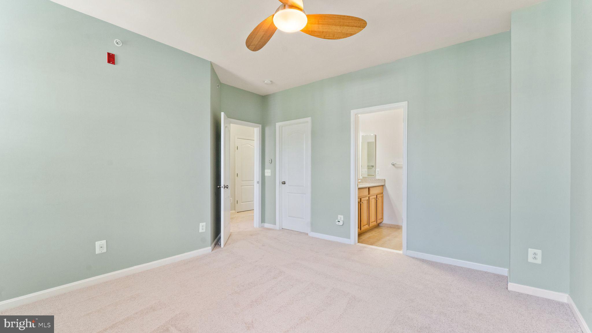 19458 PROMENADE DRIVE