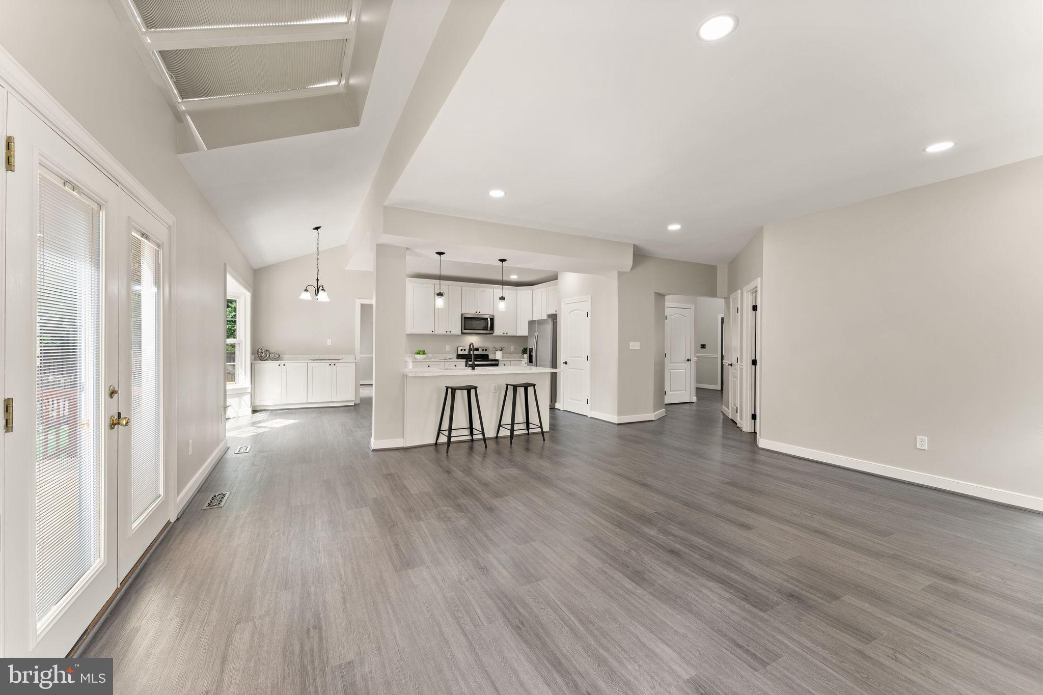 403 BEAUREGARD DRIVE SE
