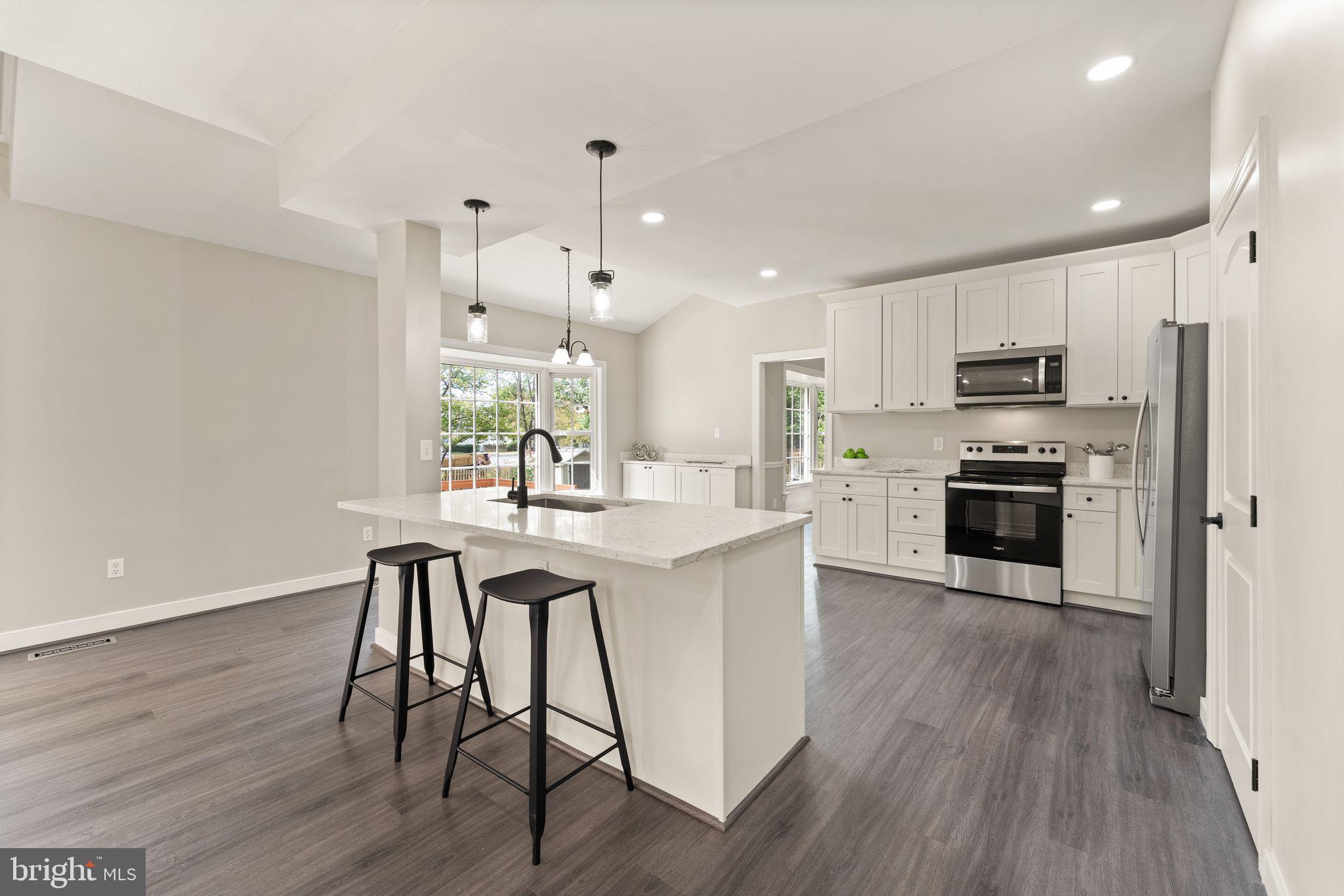403 BEAUREGARD DRIVE SE