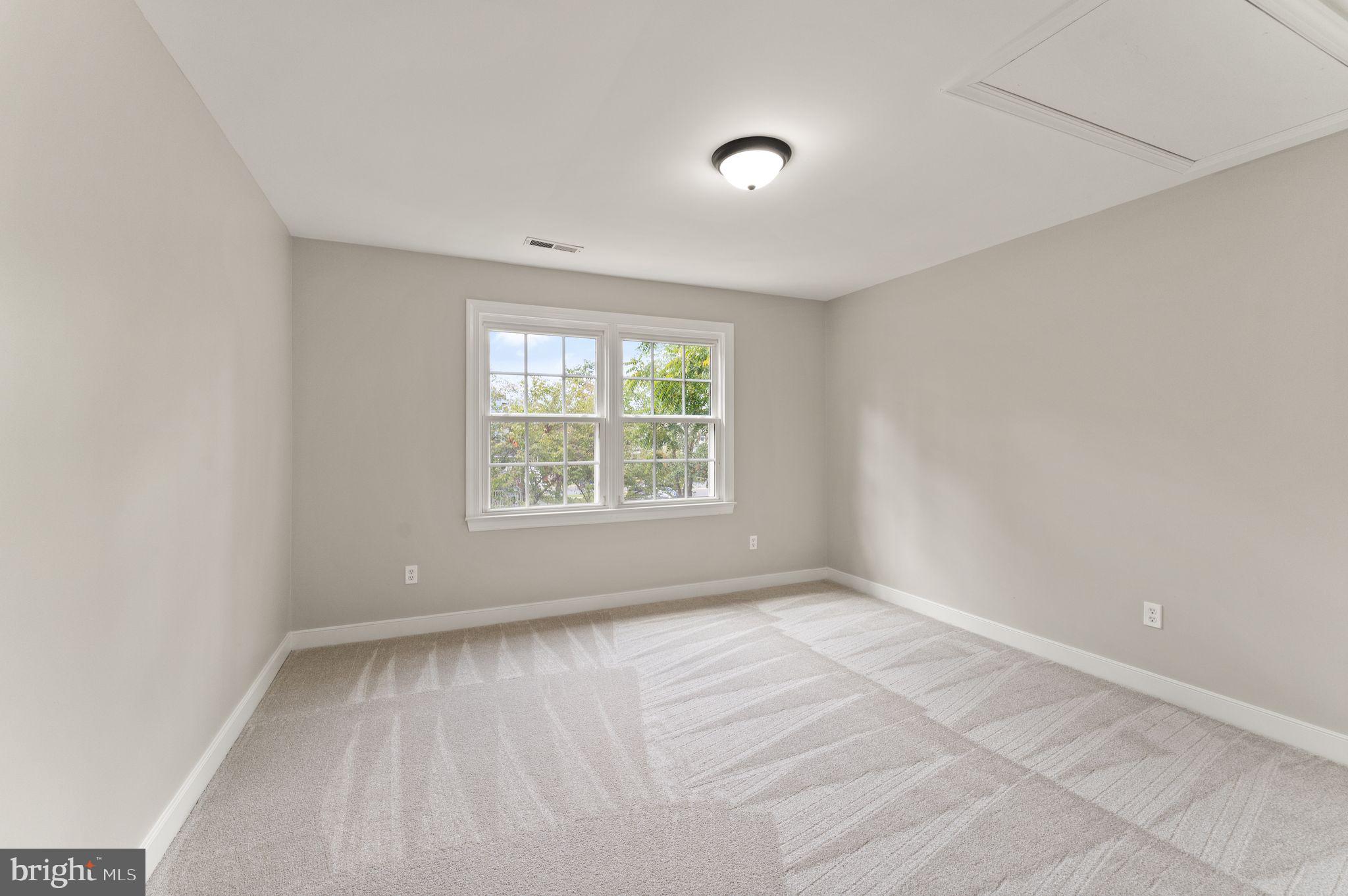 403 BEAUREGARD DRIVE SE