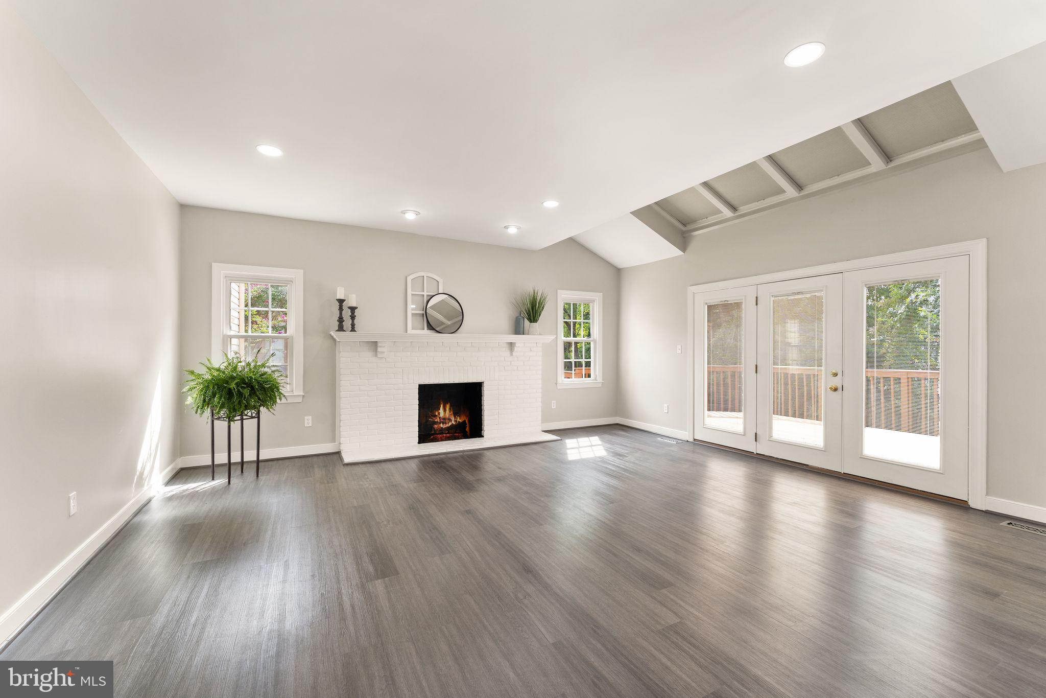 403 BEAUREGARD DRIVE SE
