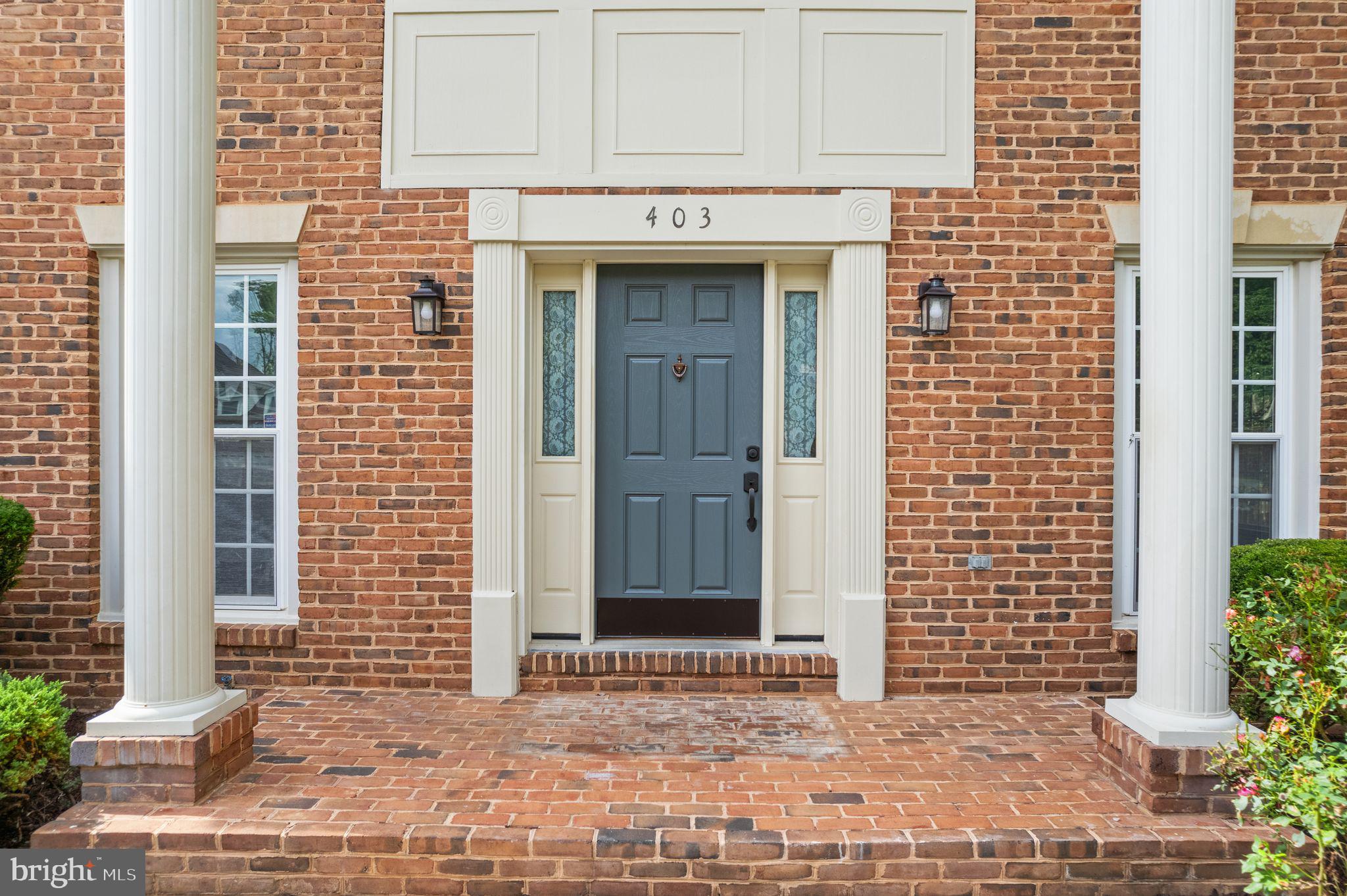 403 BEAUREGARD DRIVE SE