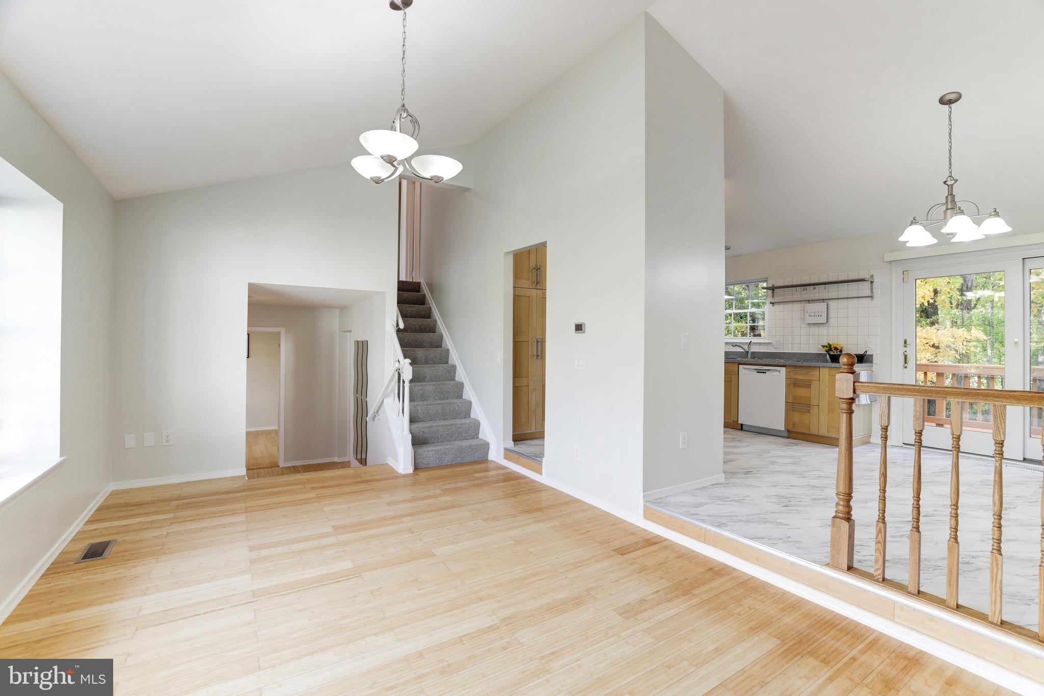 46 Bentley DRIVE