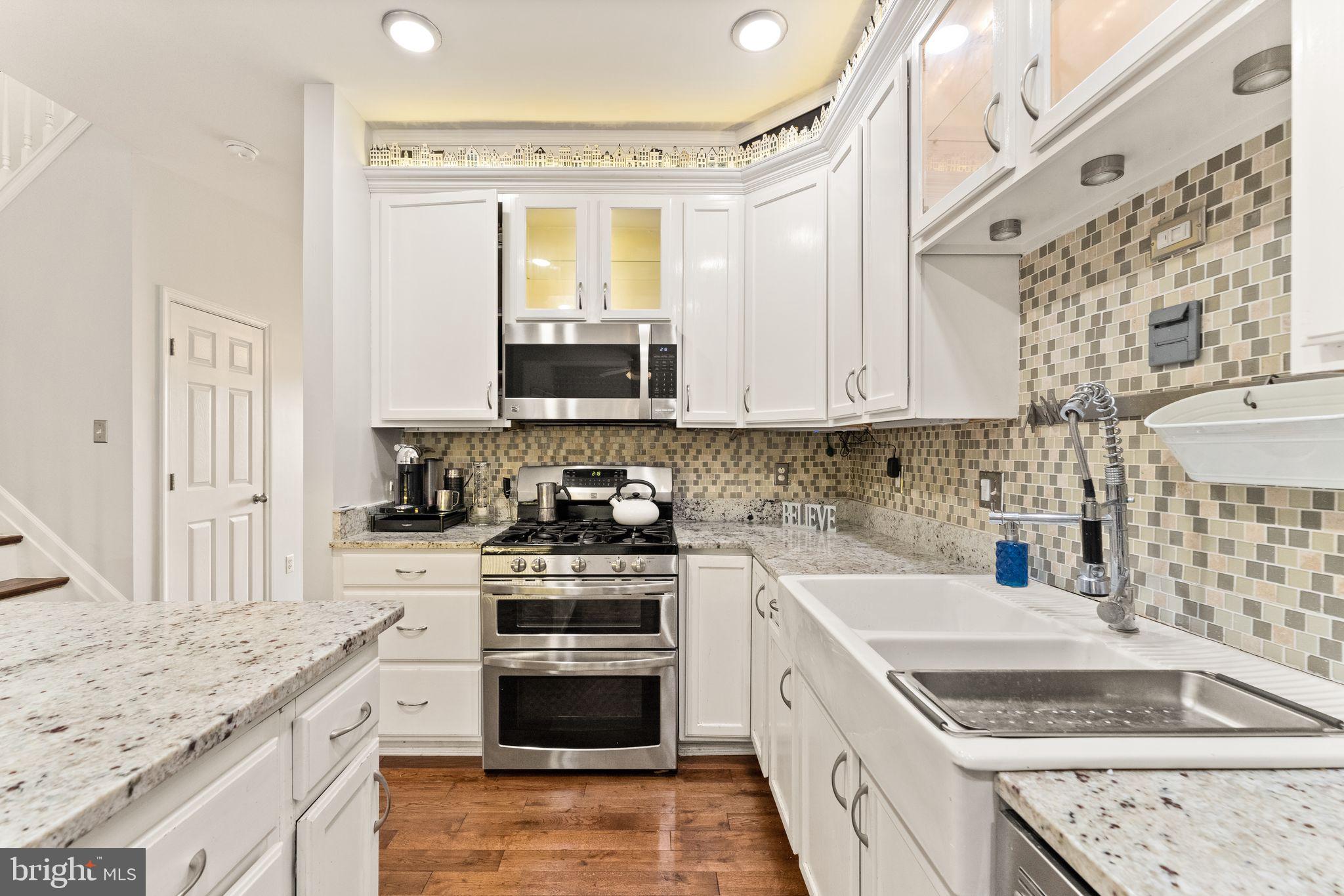 21052 Tioga TERRACE