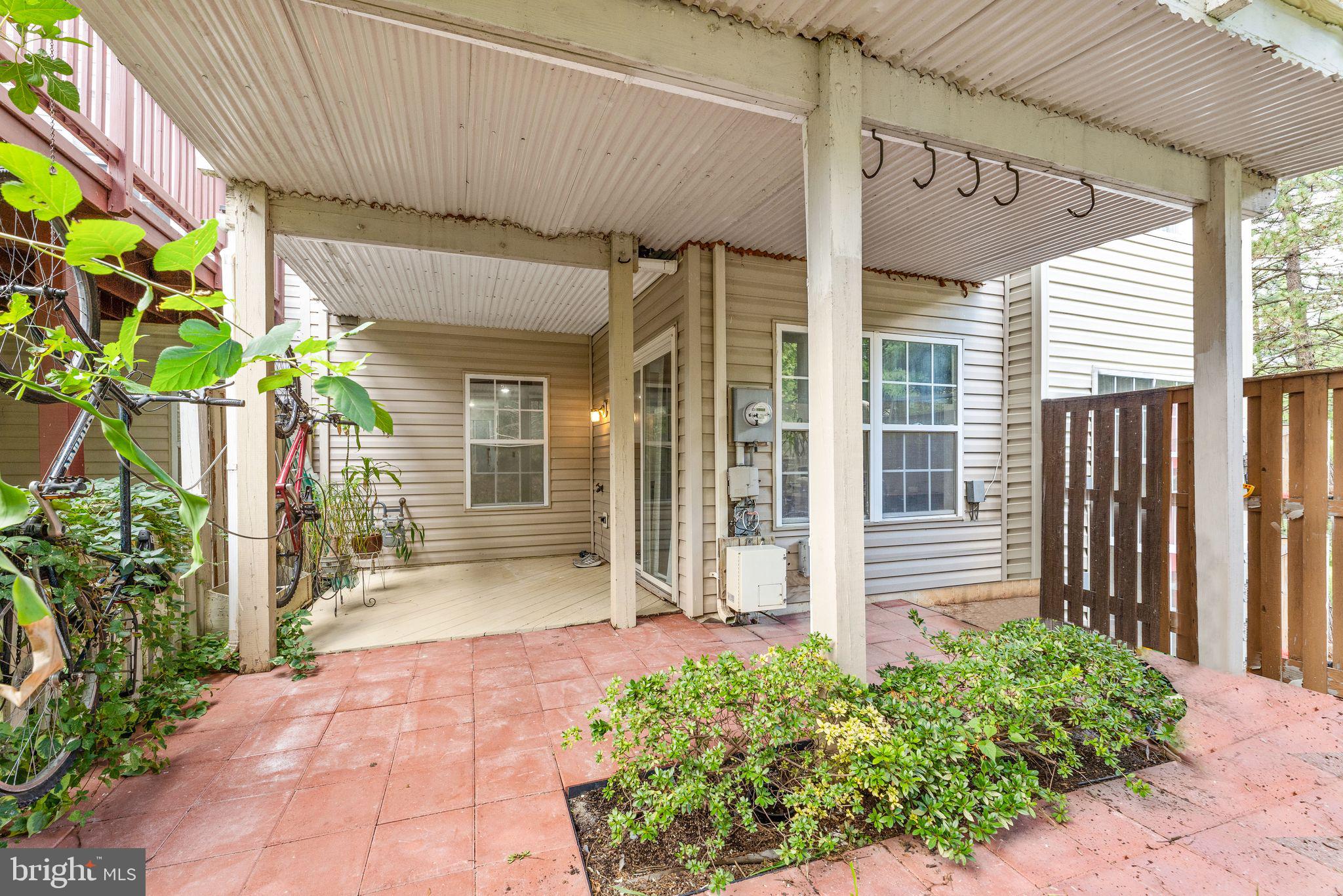21052 Tioga TERRACE