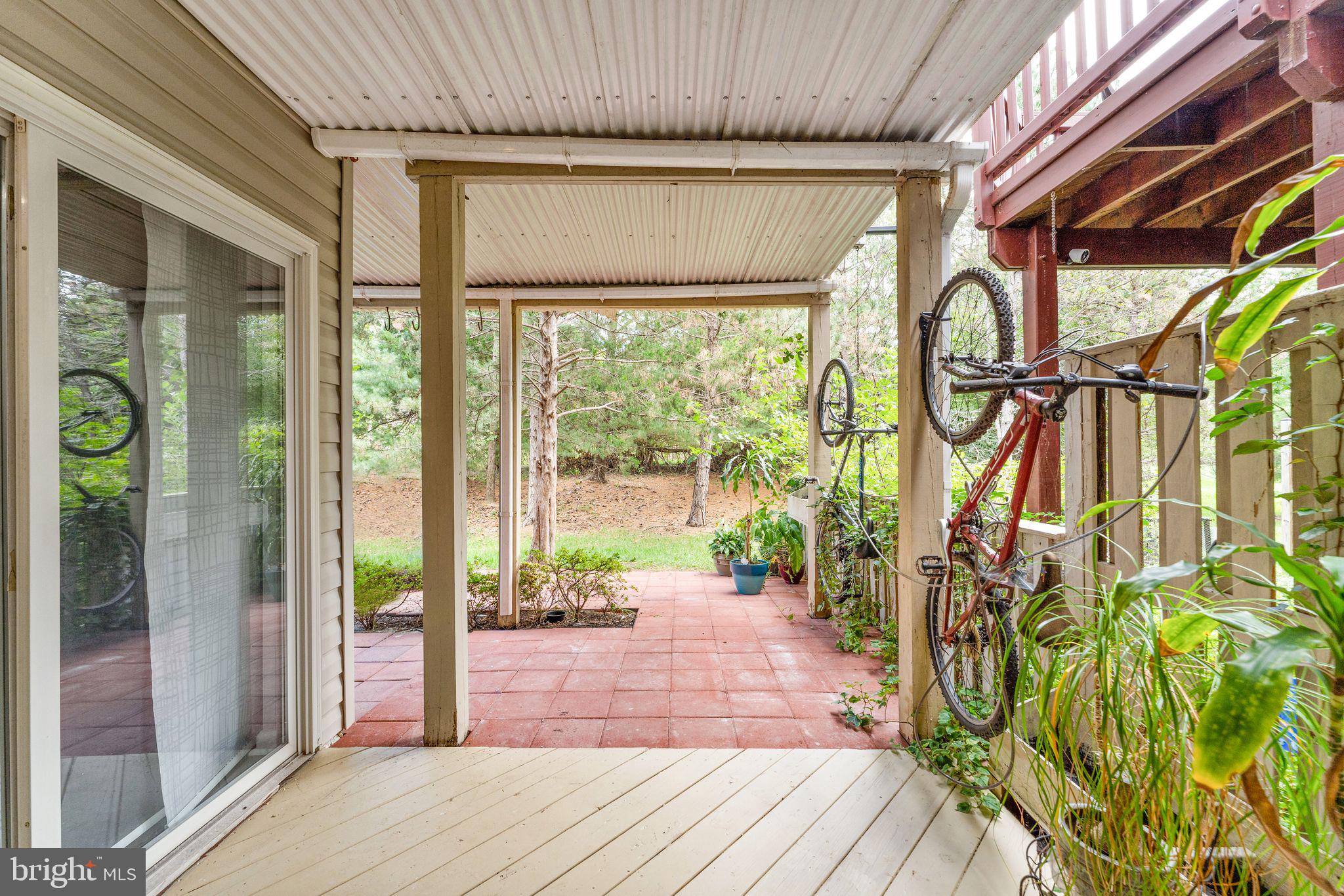 21052 Tioga TERRACE