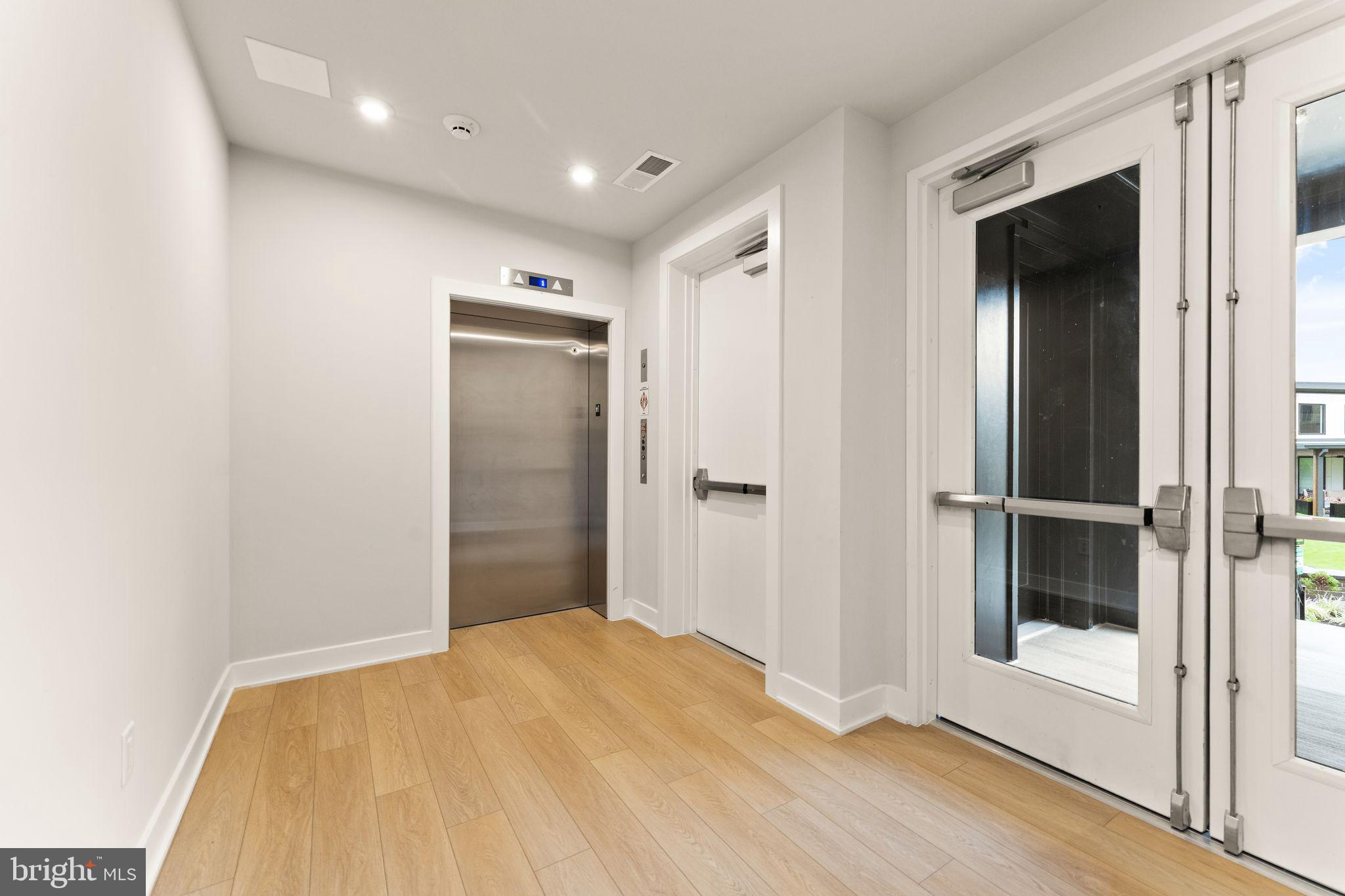 22170 SPRINGSIDE TERRACE Unit: 400