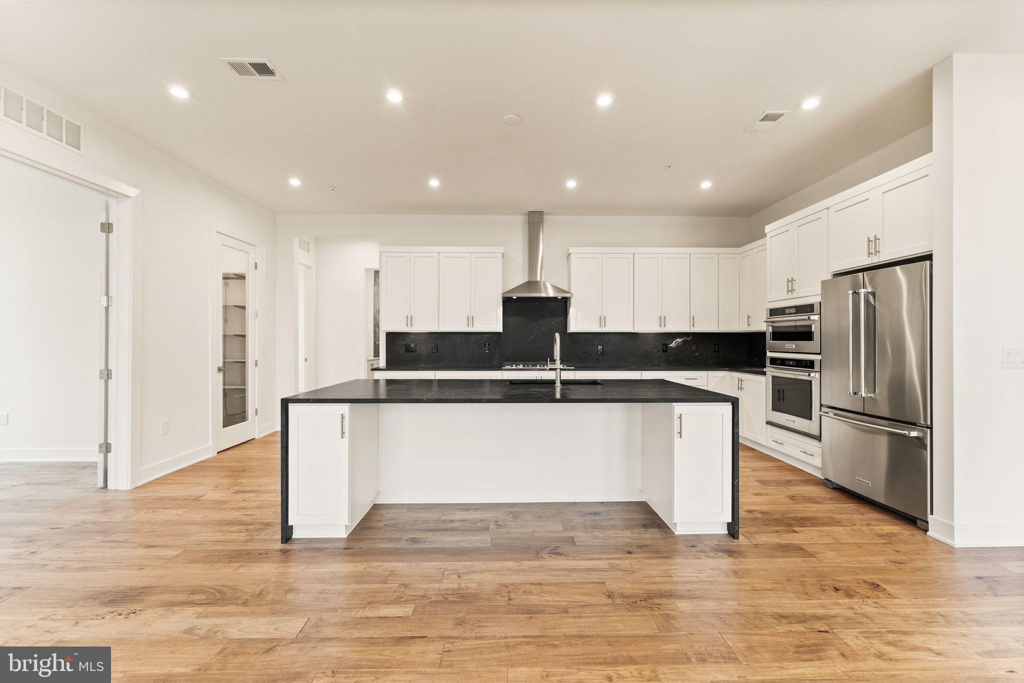 22170 SPRINGSIDE TERRACE Unit: 400