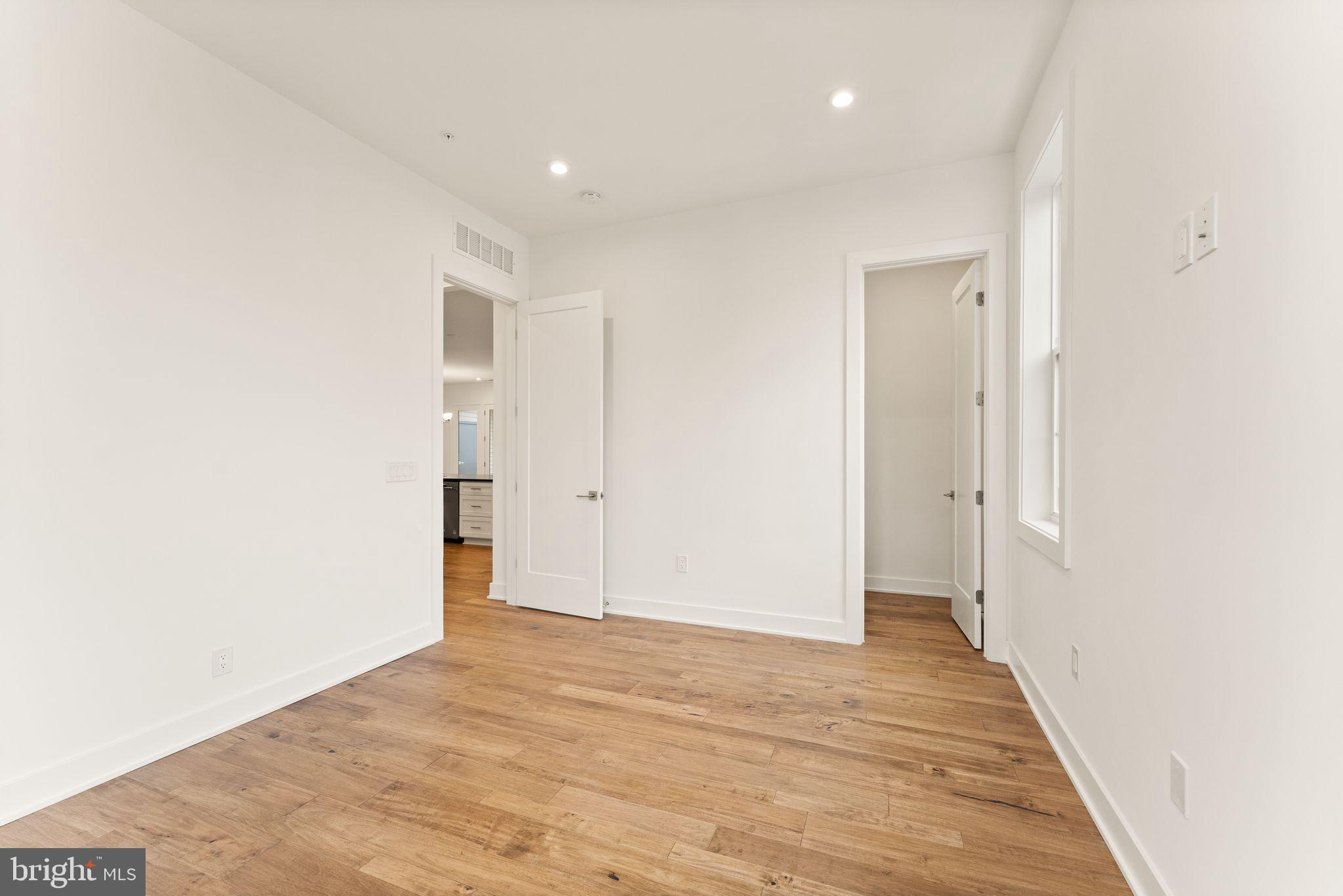 22170 SPRINGSIDE TERRACE Unit: 400