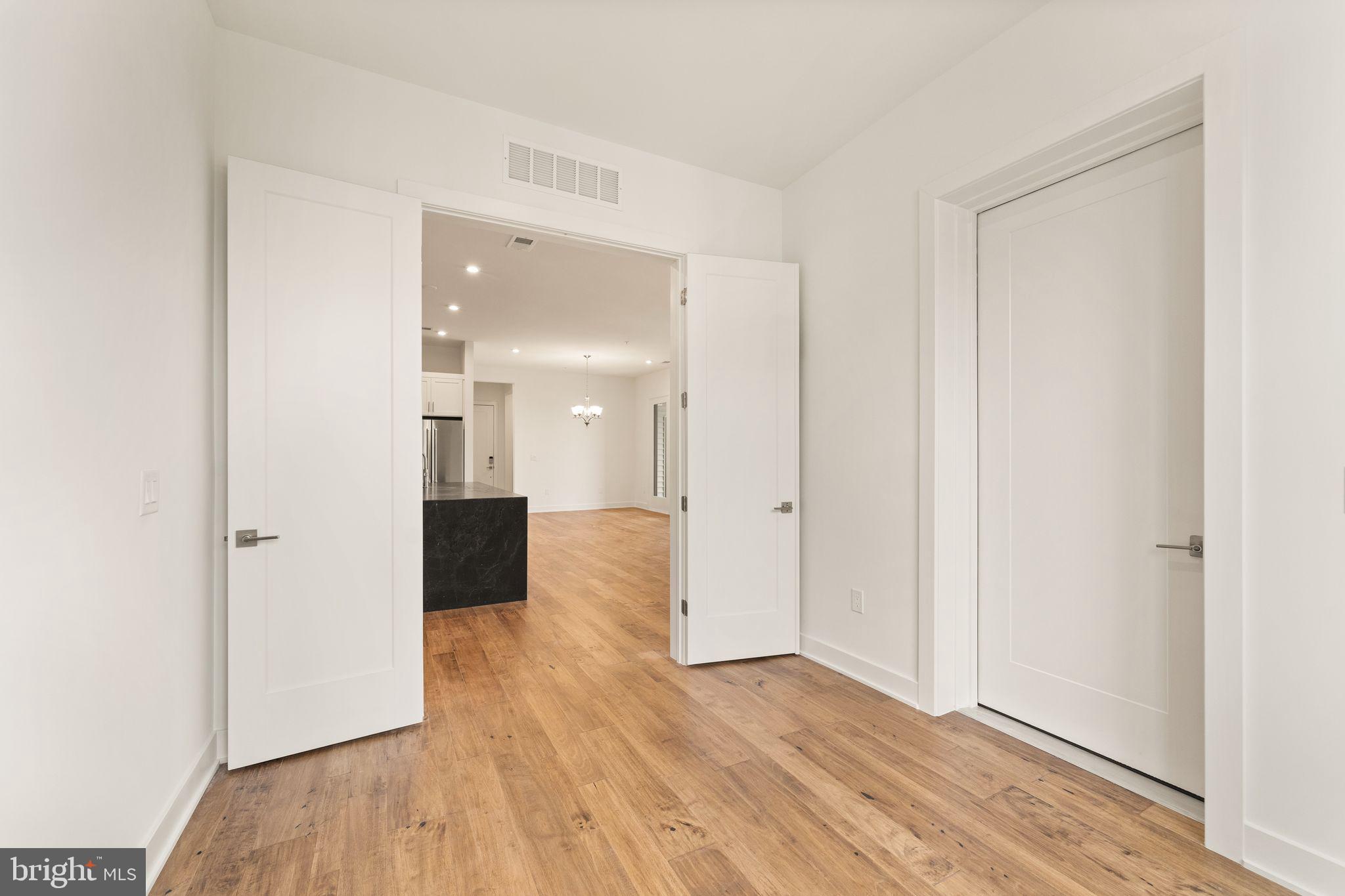 22170 SPRINGSIDE TERRACE Unit: 400