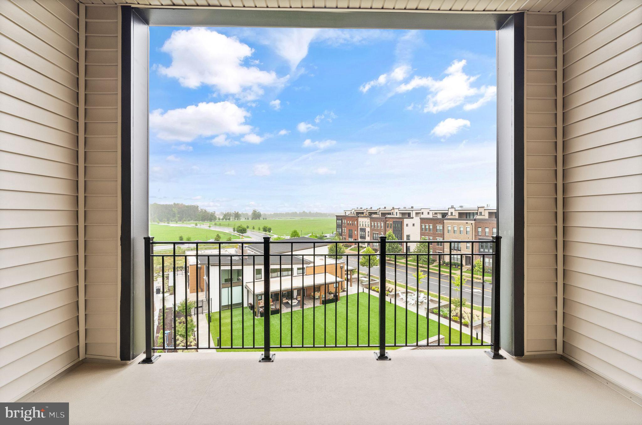 22170 SPRINGSIDE TERRACE Unit: 400