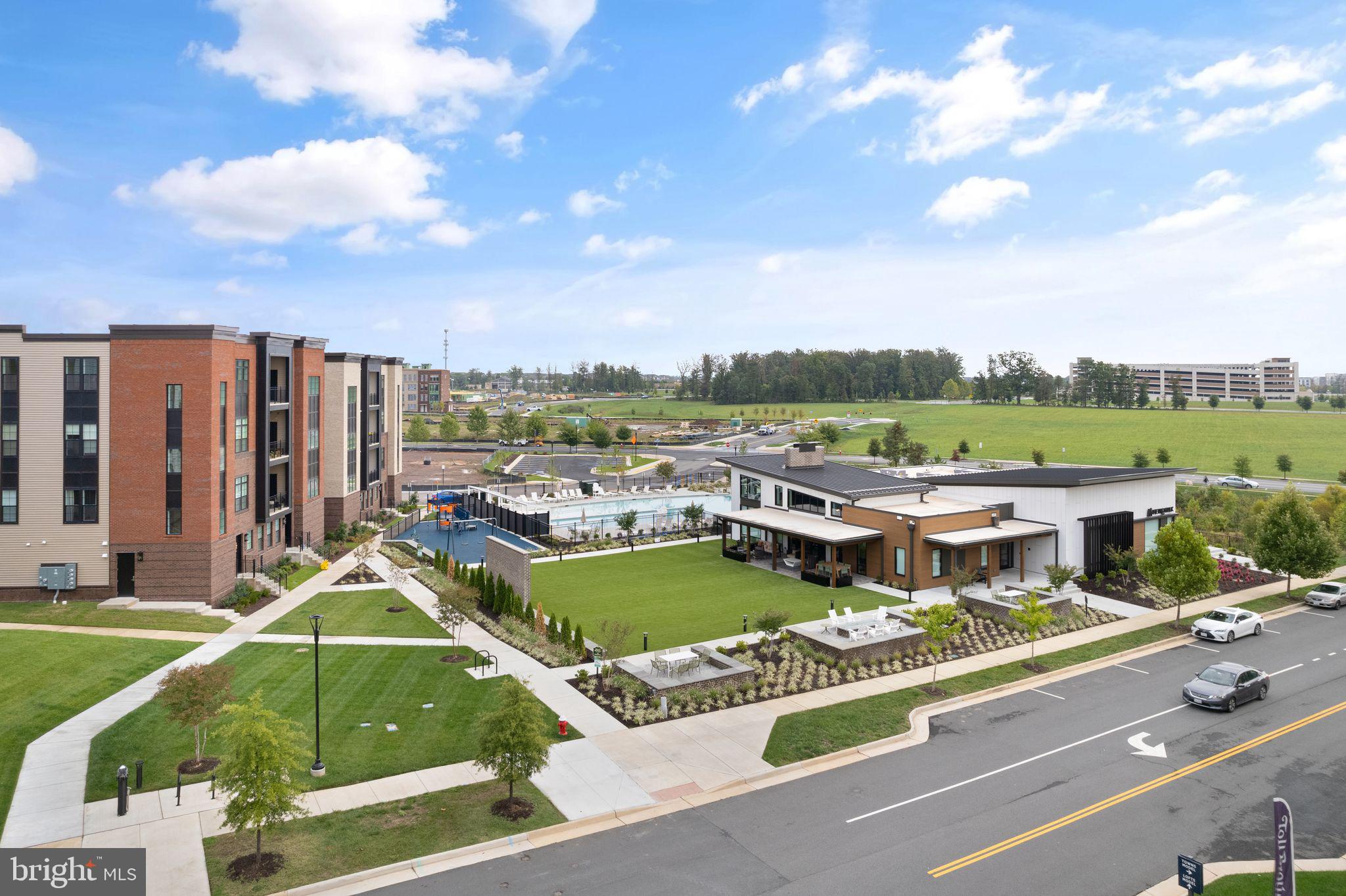 22170 SPRINGSIDE TERRACE Unit: 400