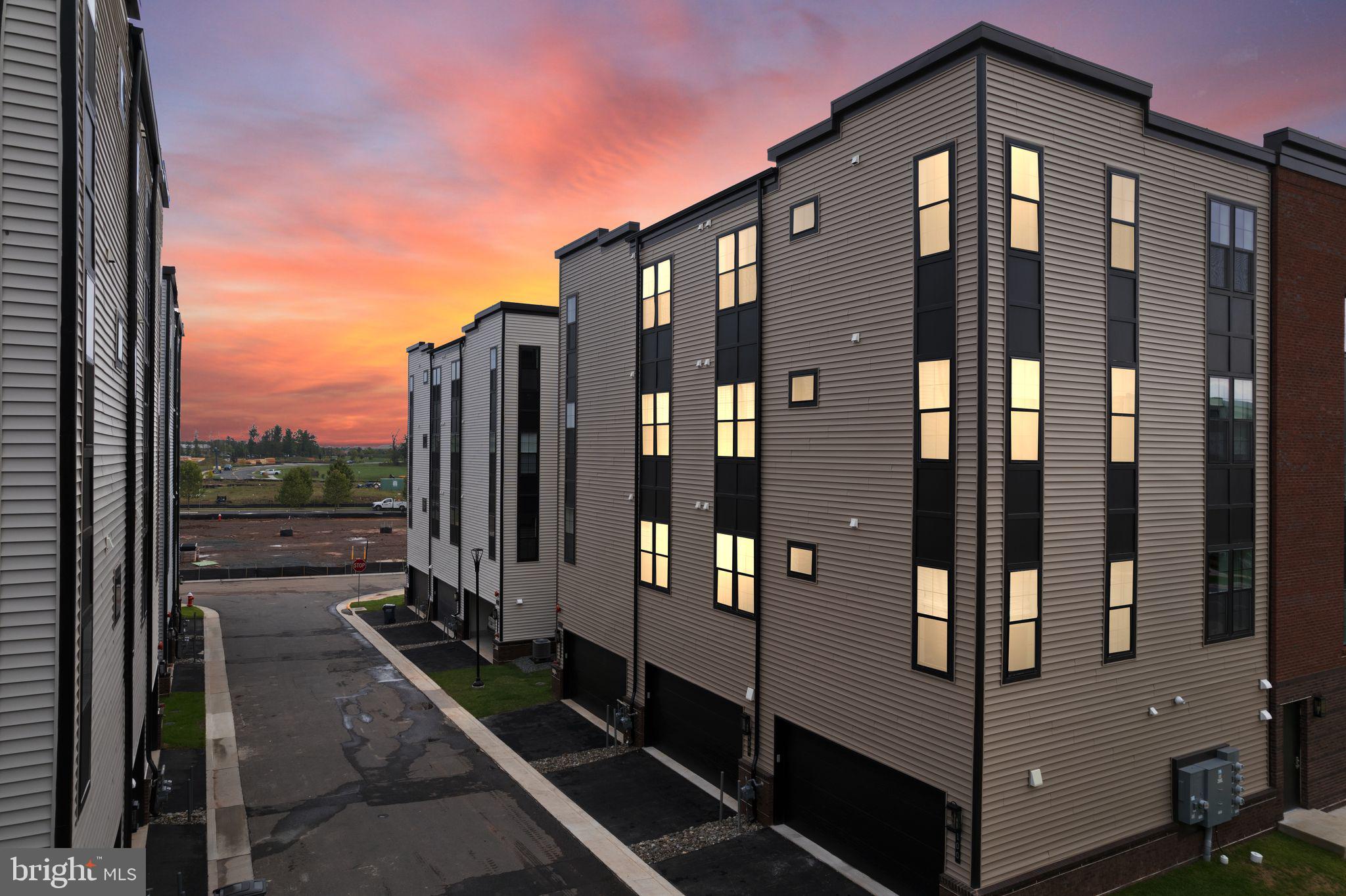22170 SPRINGSIDE TERRACE Unit: 400