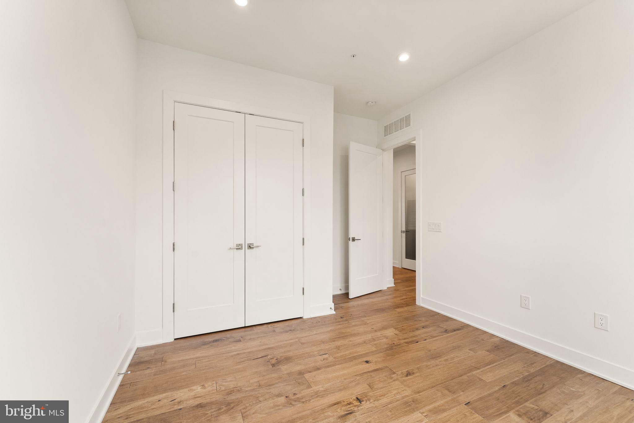 22170 SPRINGSIDE TERRACE Unit: 400
