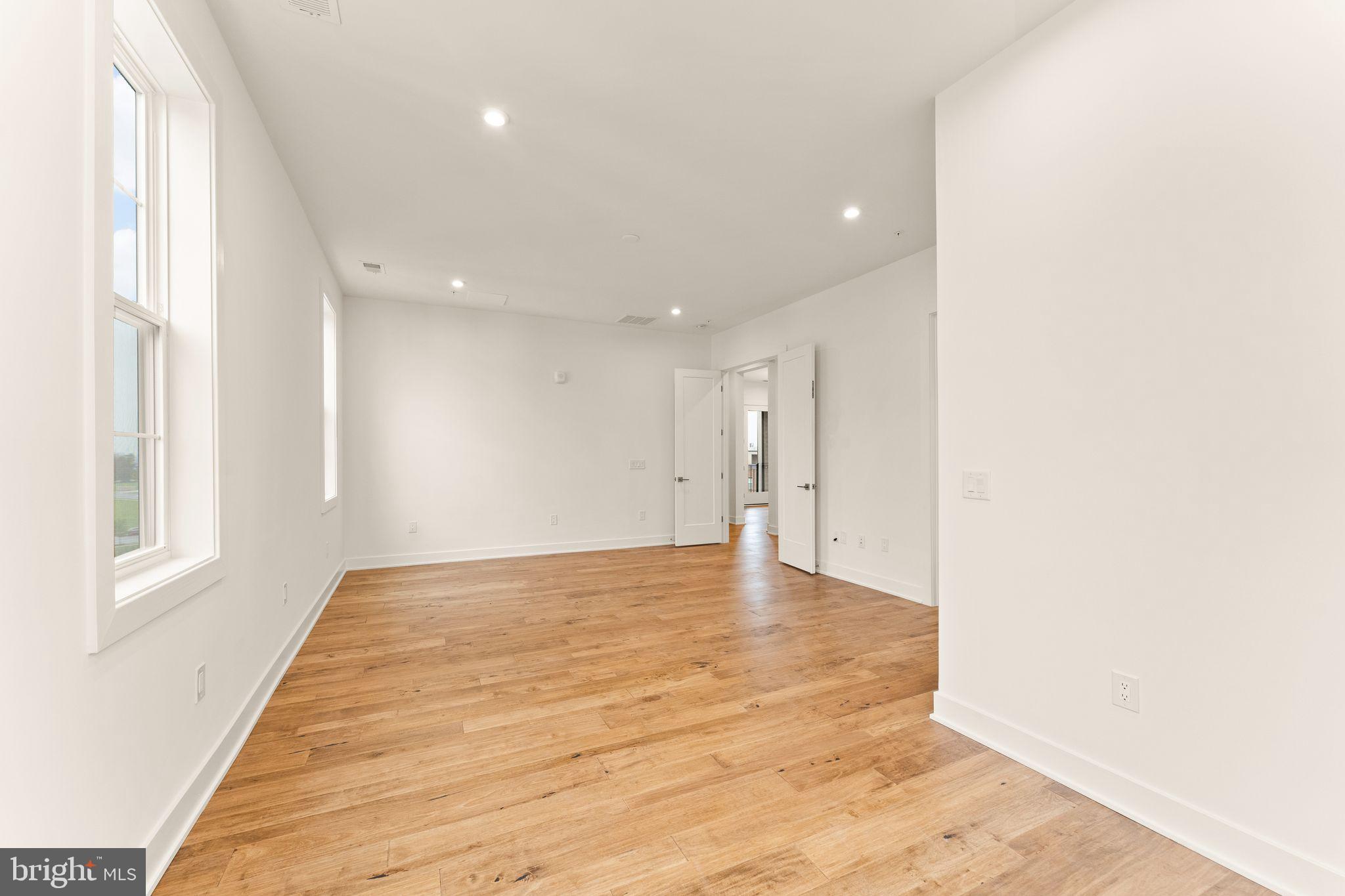 22170 SPRINGSIDE TERRACE Unit: 400