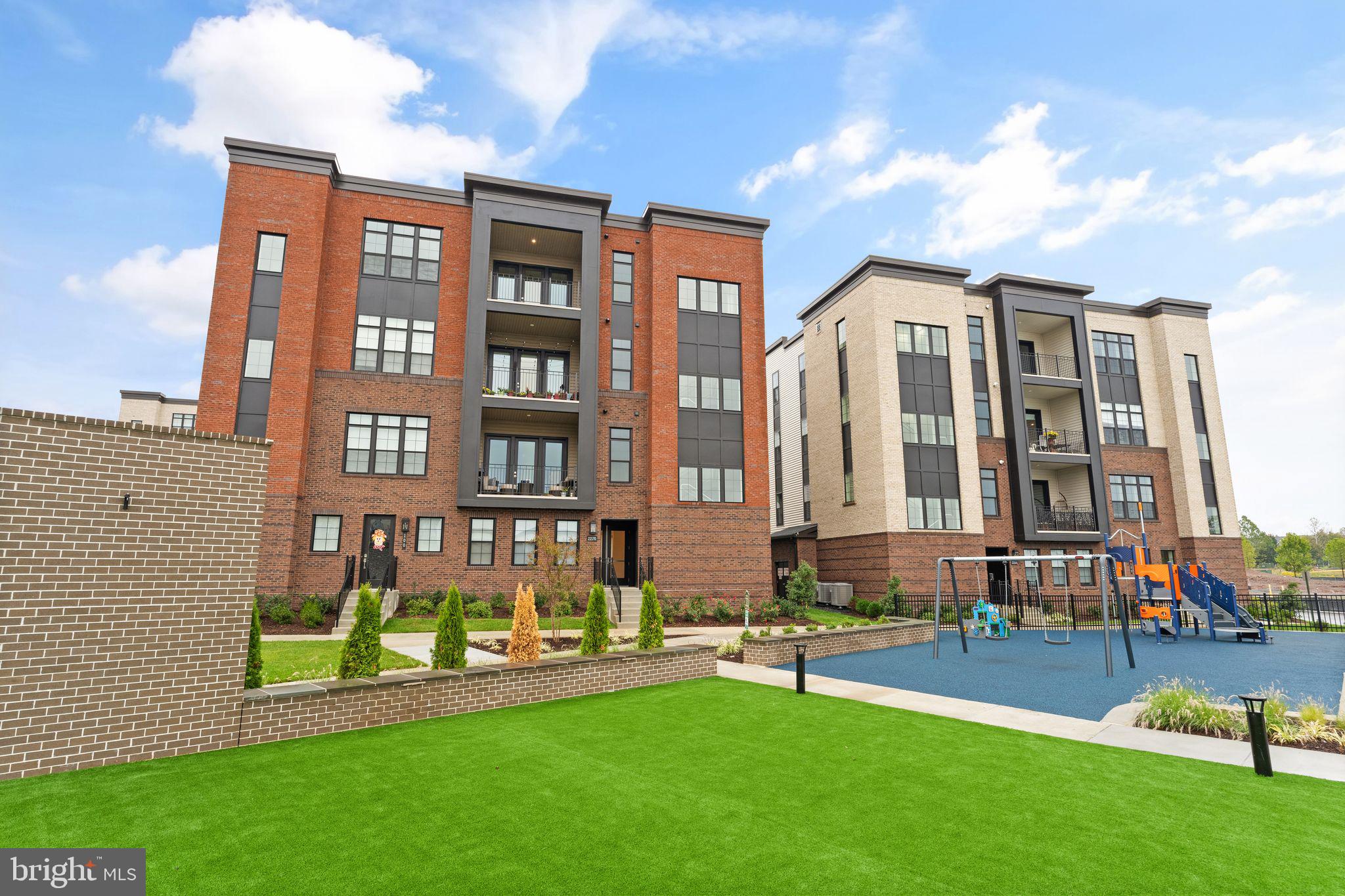22170 SPRINGSIDE TERRACE Unit: 400