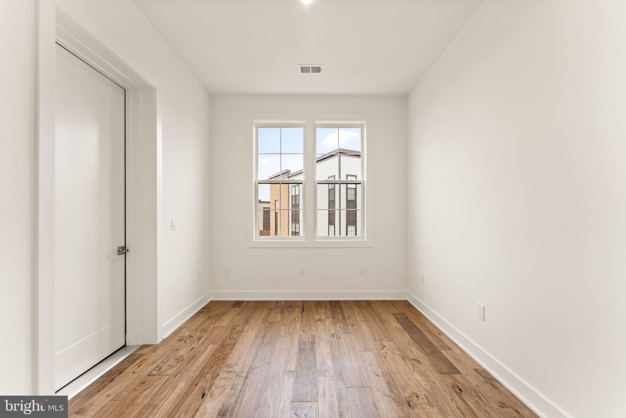 22170 SPRINGSIDE TERRACE Unit: 400
