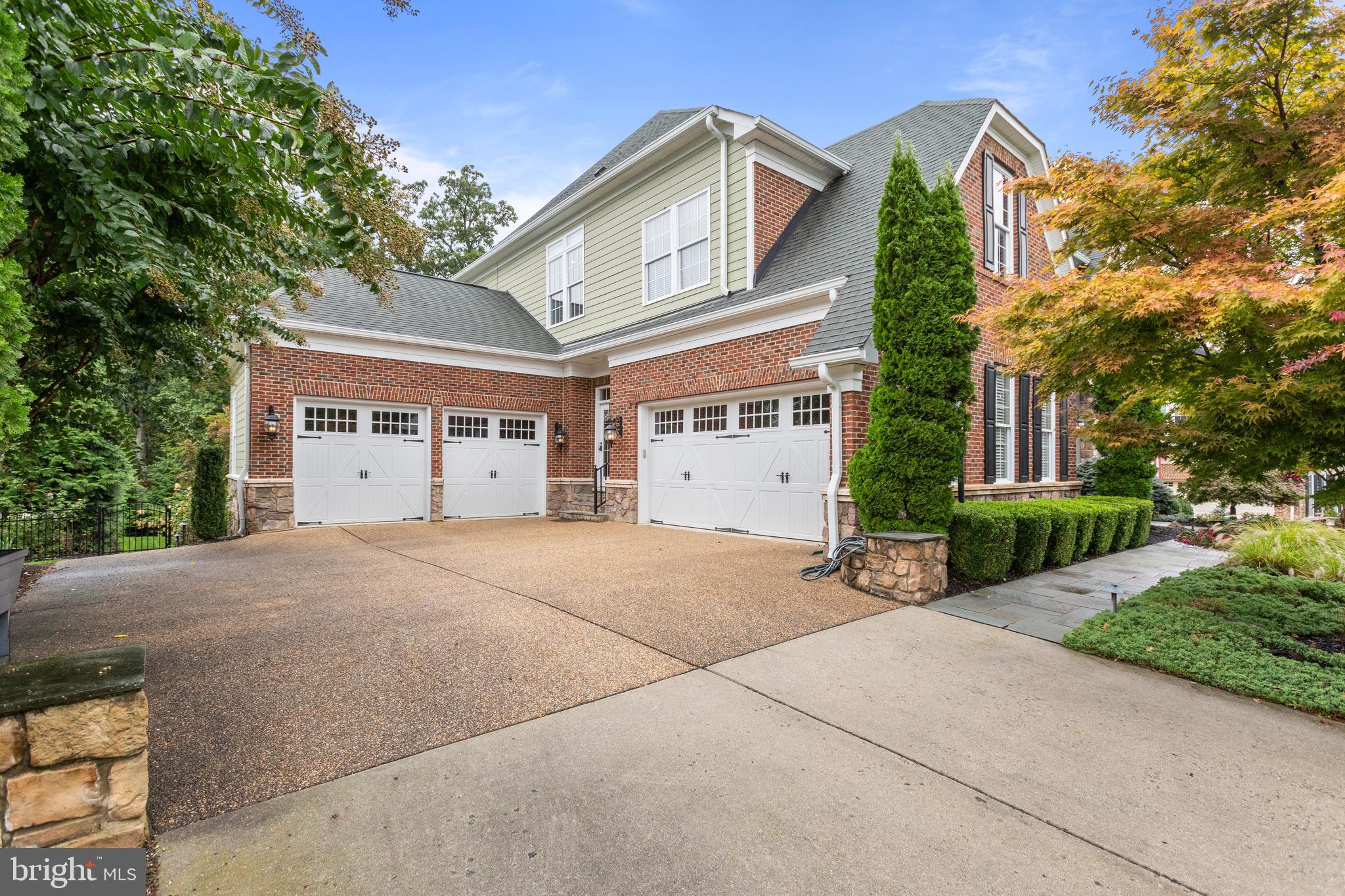 18951 Canoe Landing COURT
