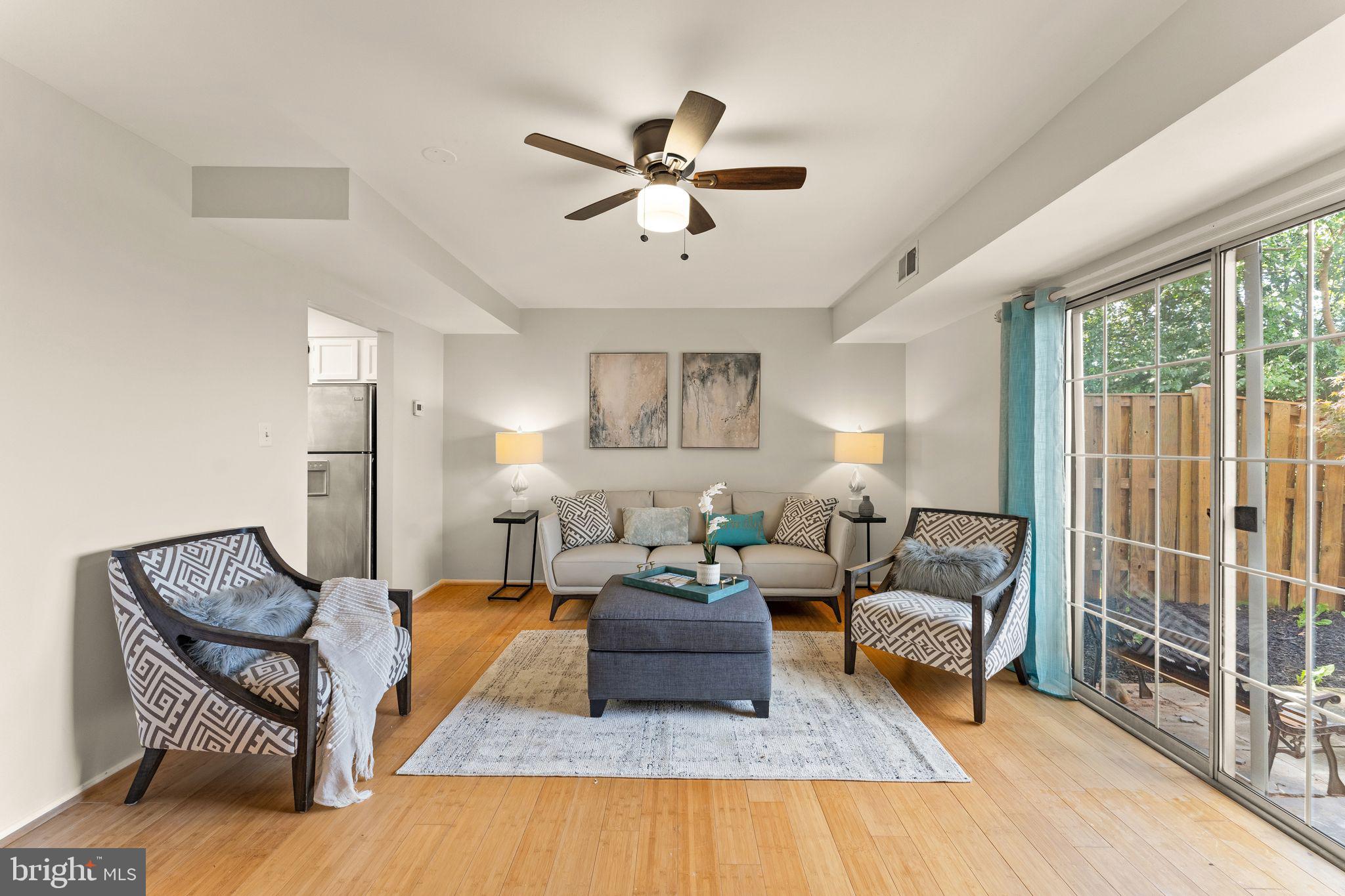 22313 Mayfield SQUARE
