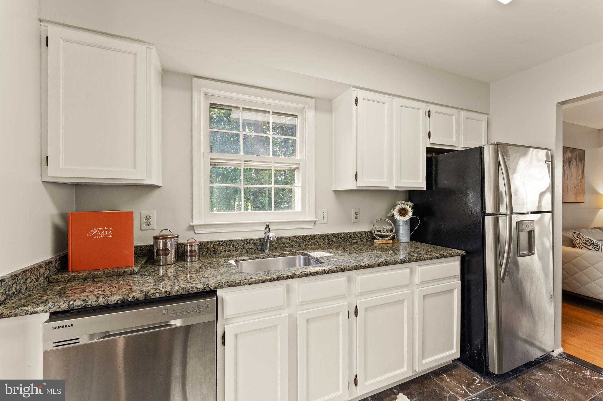 22313 Mayfield SQUARE