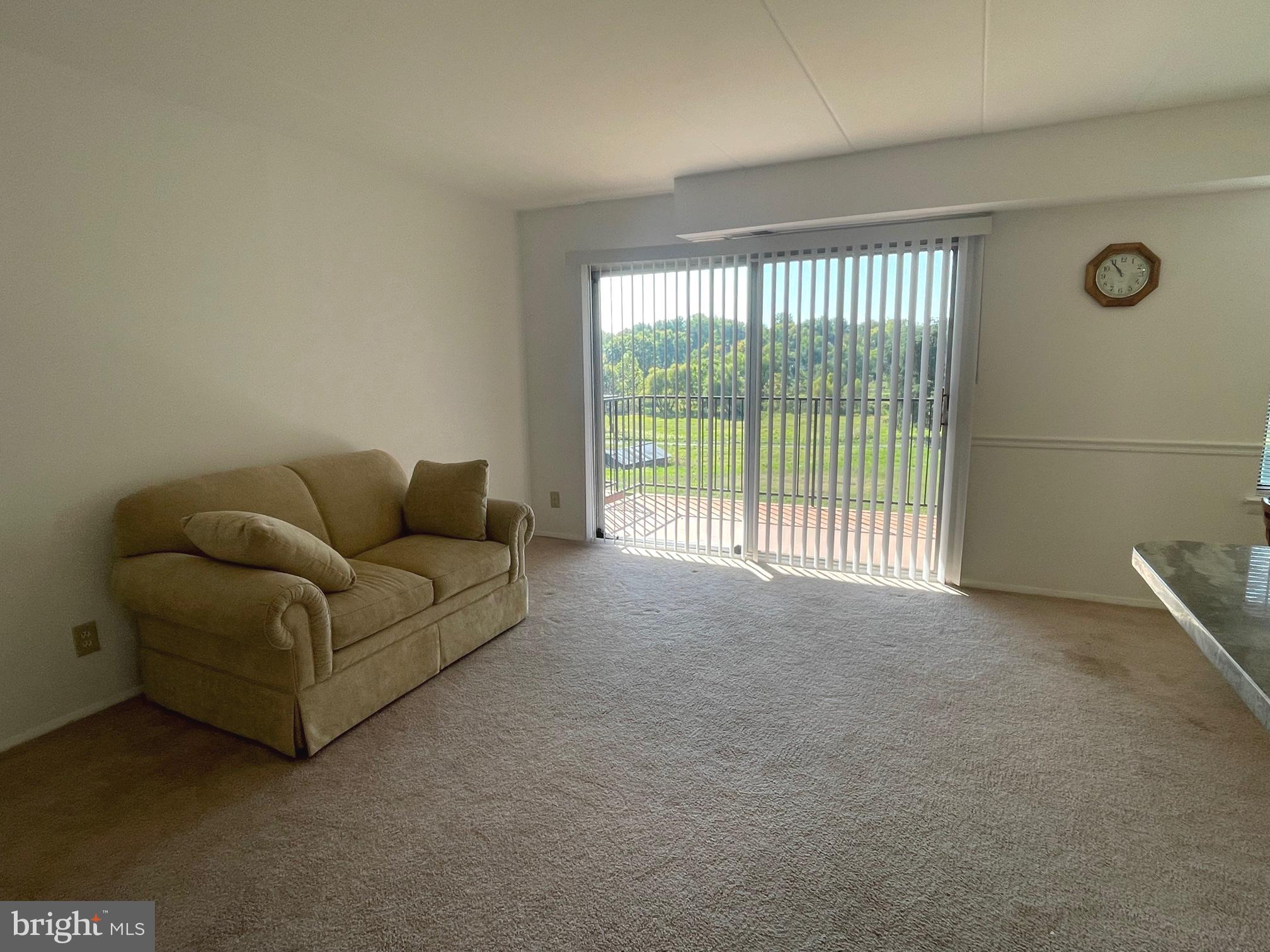 125 Clubhouse DRIVE SW Unit: 6