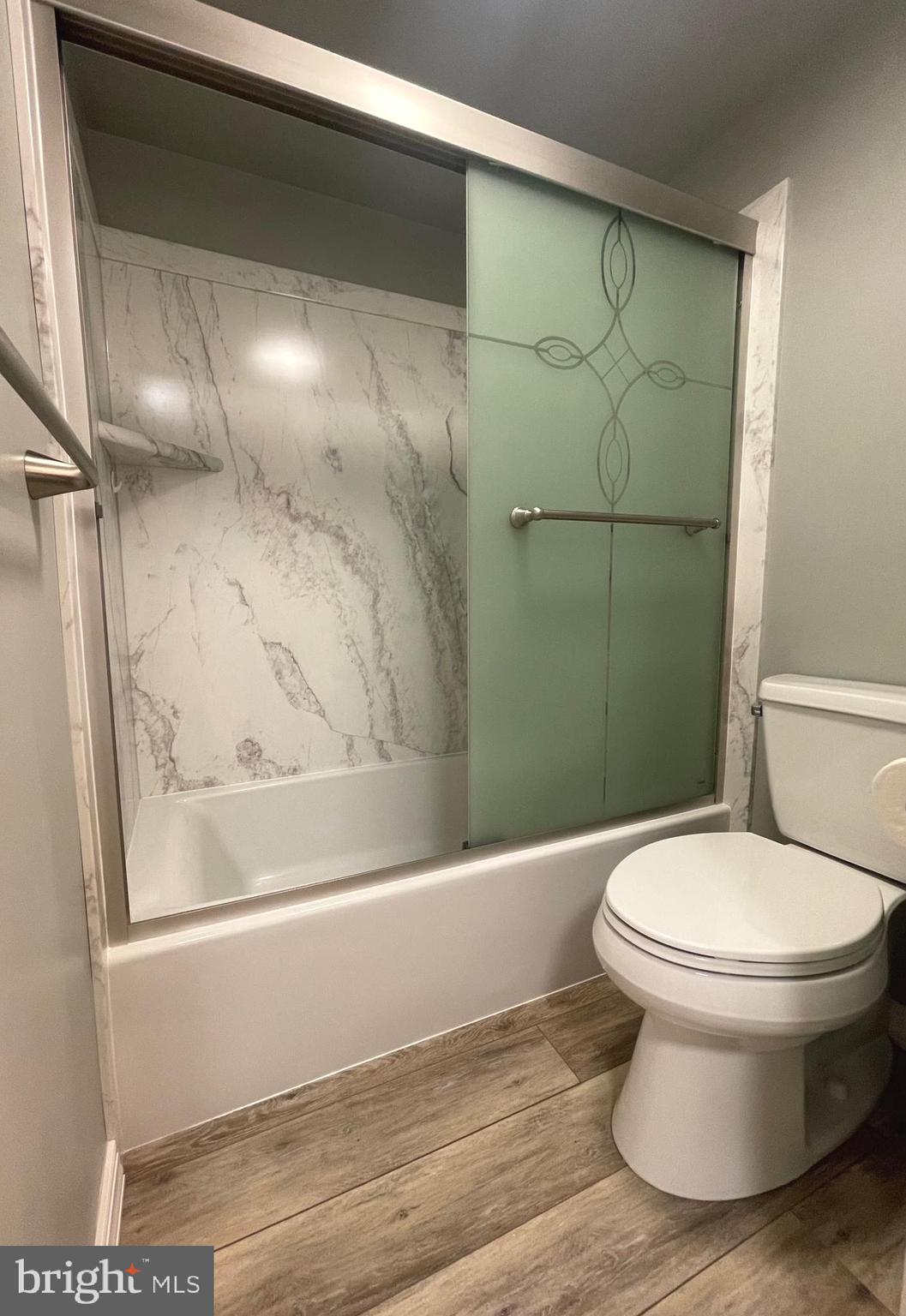 125 Clubhouse DRIVE SW Unit: 6