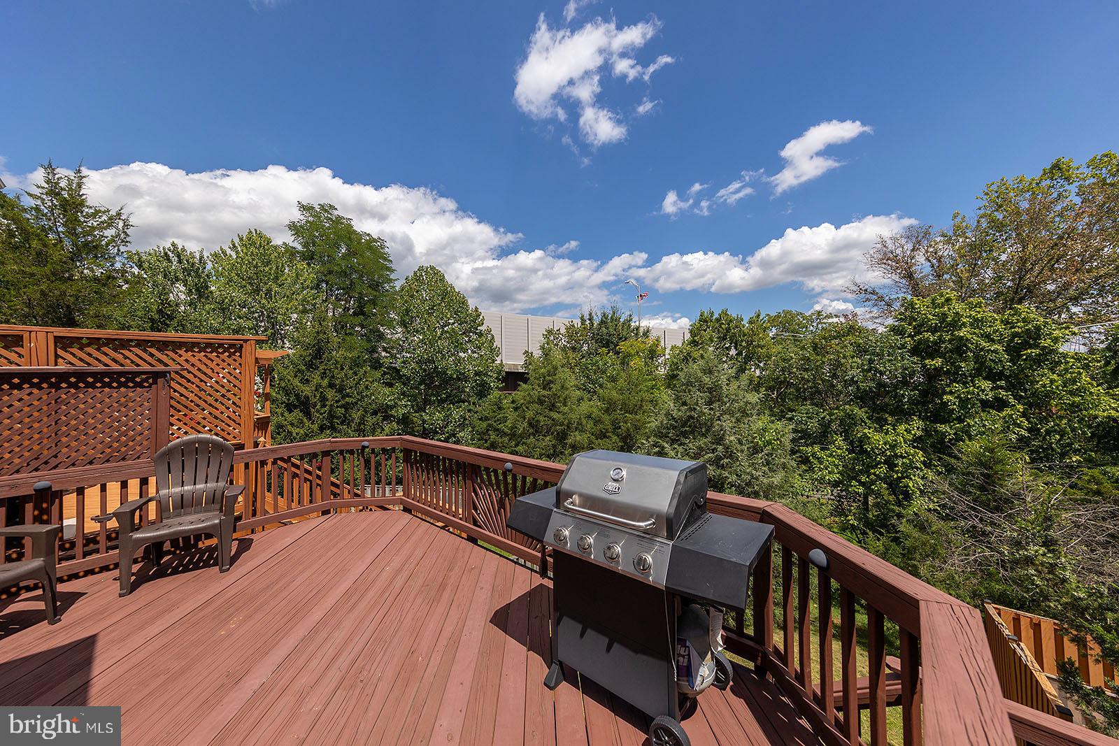 192 Spencer TERRACE SE